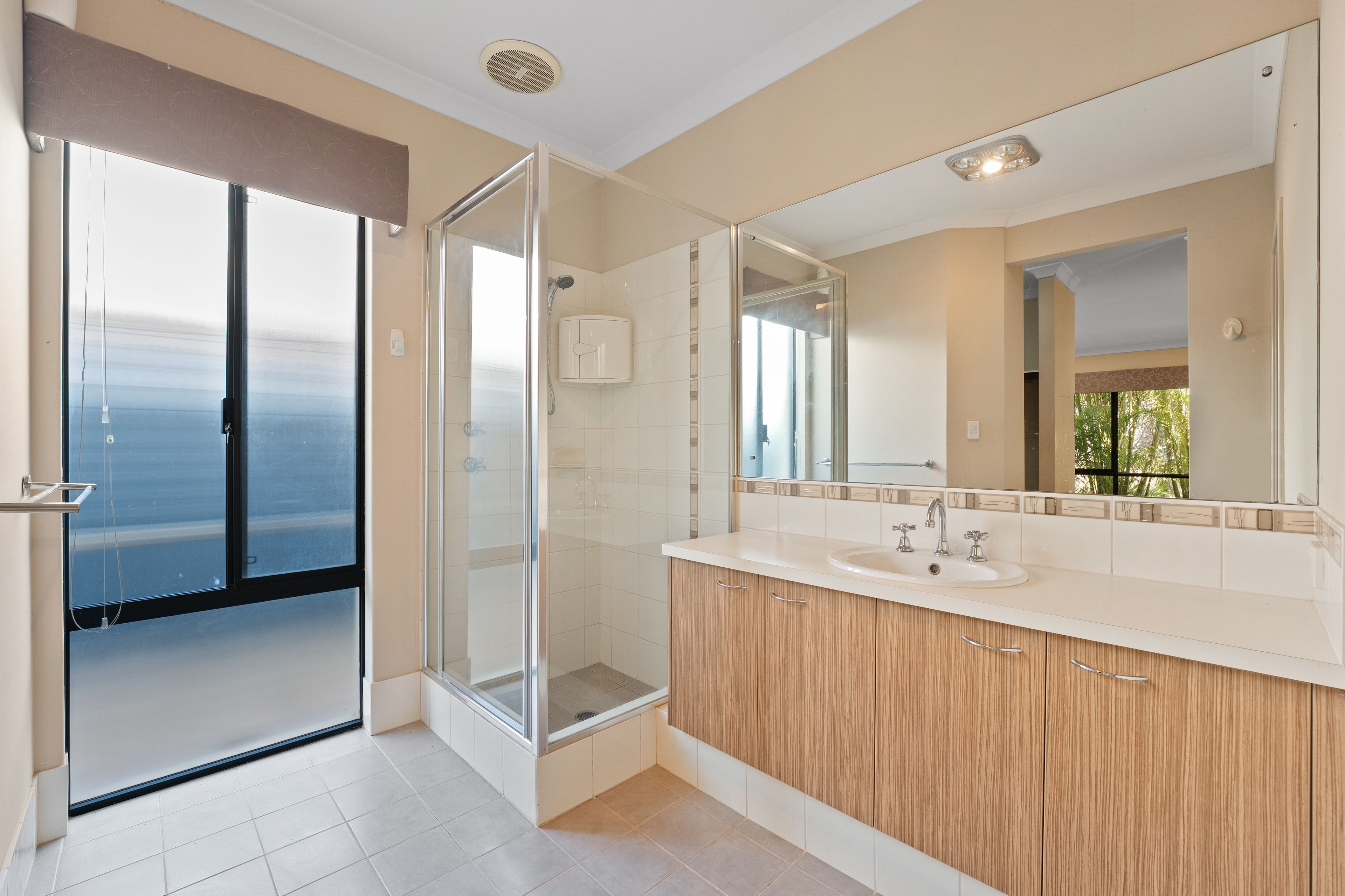 11 Linott Close — photo 17 of 30