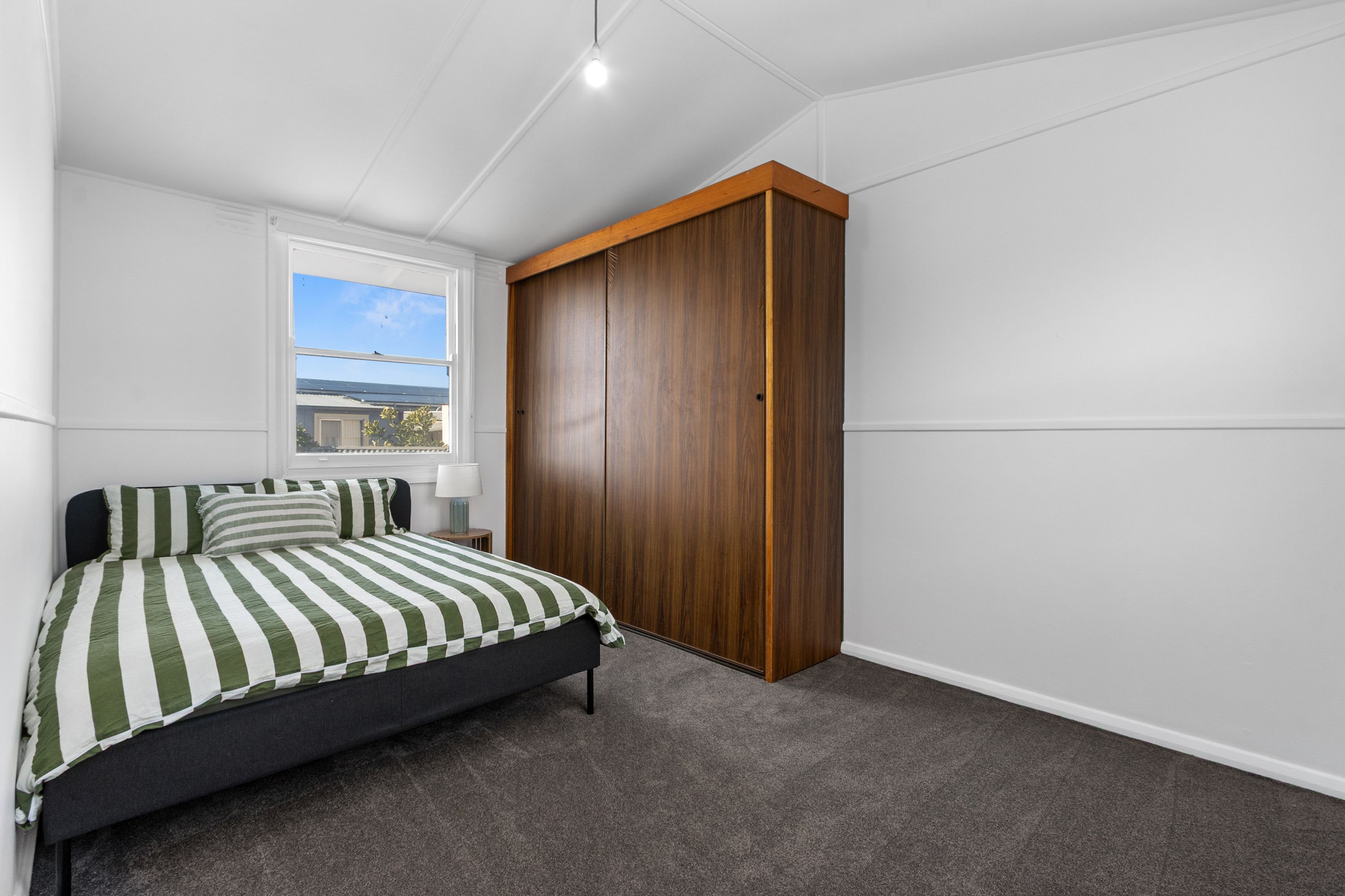 15 The Crescent — photo 10 of 20