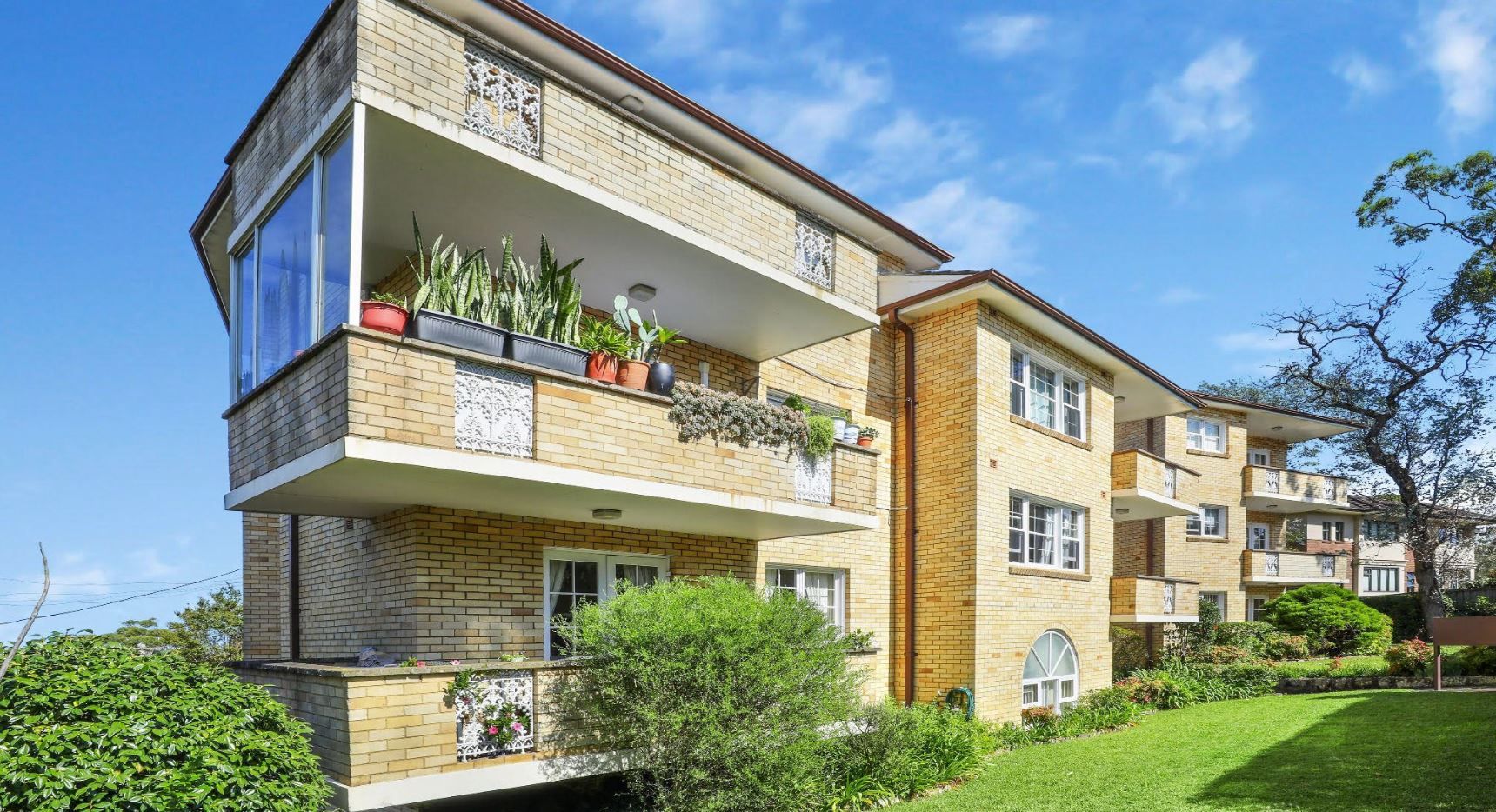 208 Pacific Highway, Lindfield NSW 2070