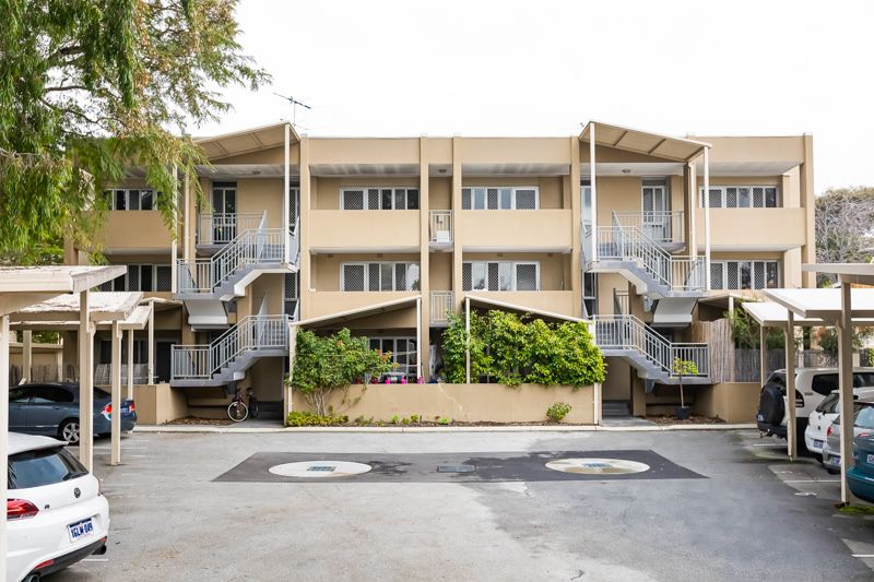 2/153 Fairway, Crawley, WA 6009