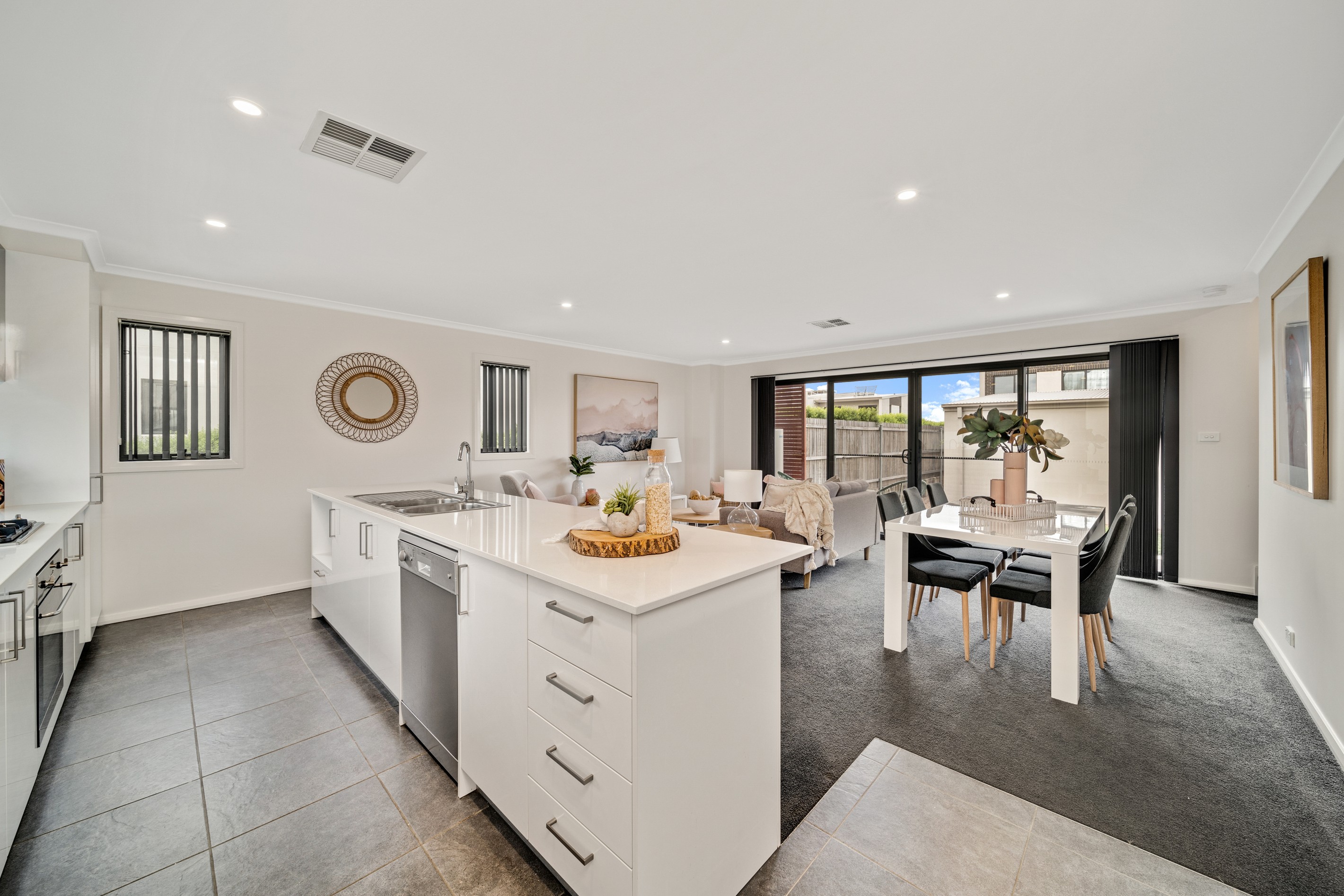 30 Taggart Terrace, COOMBS, ACT 2611