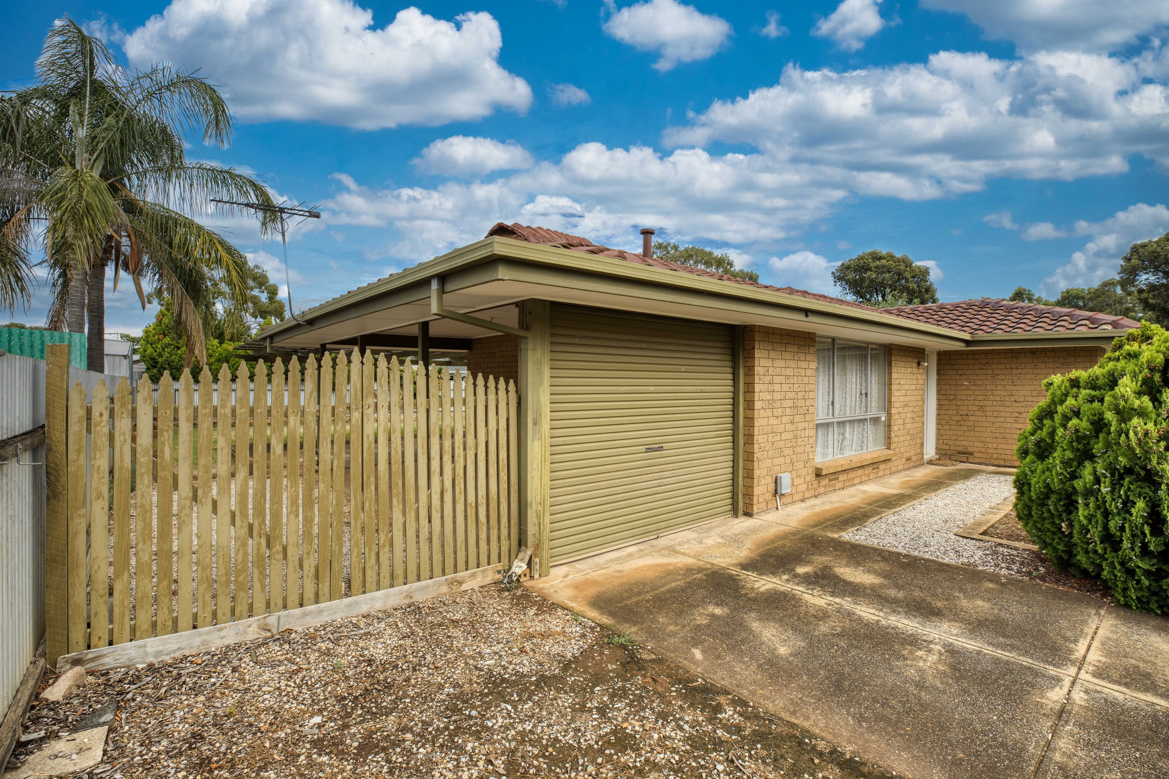 4 Gunett Court, Parafield Gardens, SA 5107