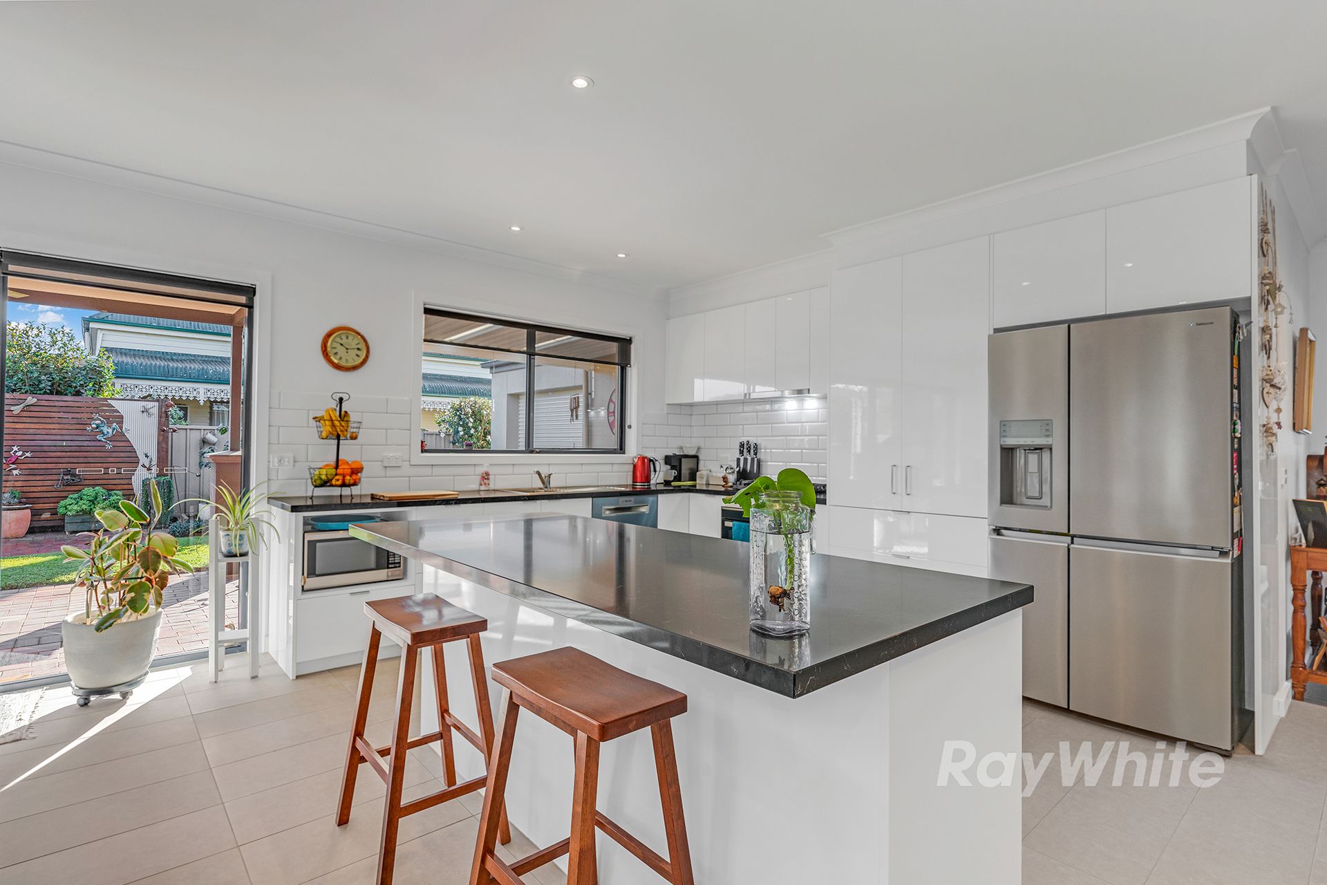10 Queen Street — photo 10 of 30