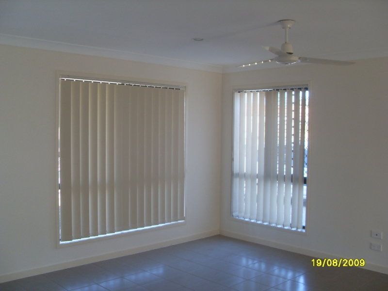 1 Kite Crescent, Eagleby, QLD 4207