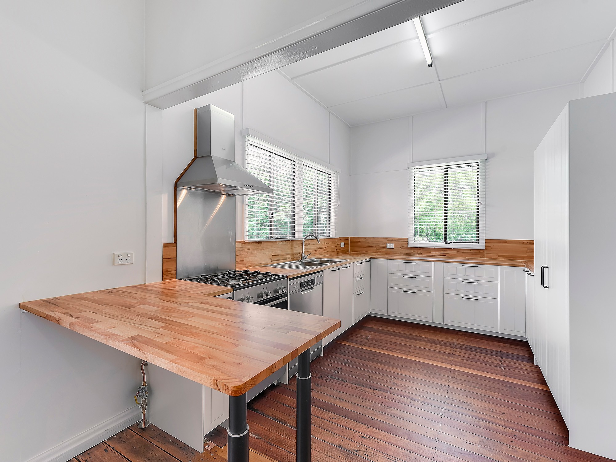 119 Annerley Road, Dutton Park, QLD 4102