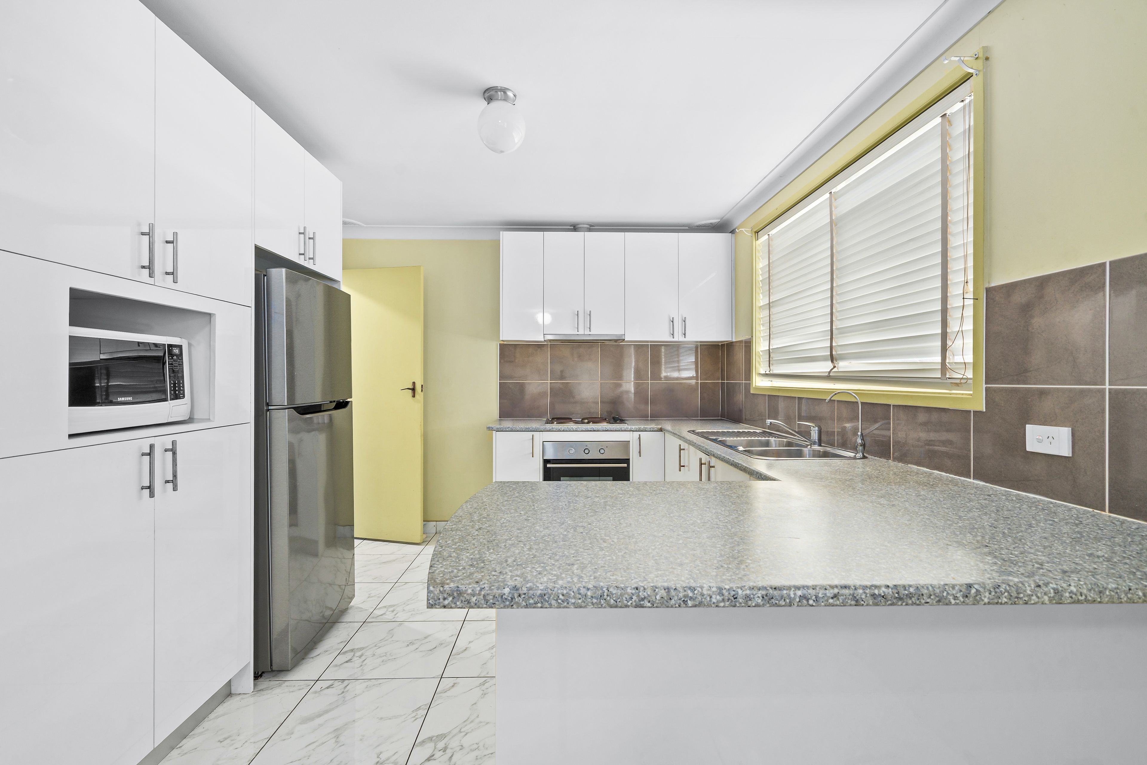 6 Como Place — photo 3 of 9