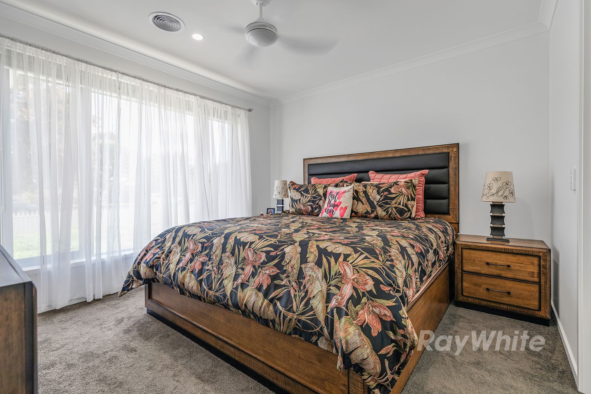 13 Singer Road — photo 6 of 17