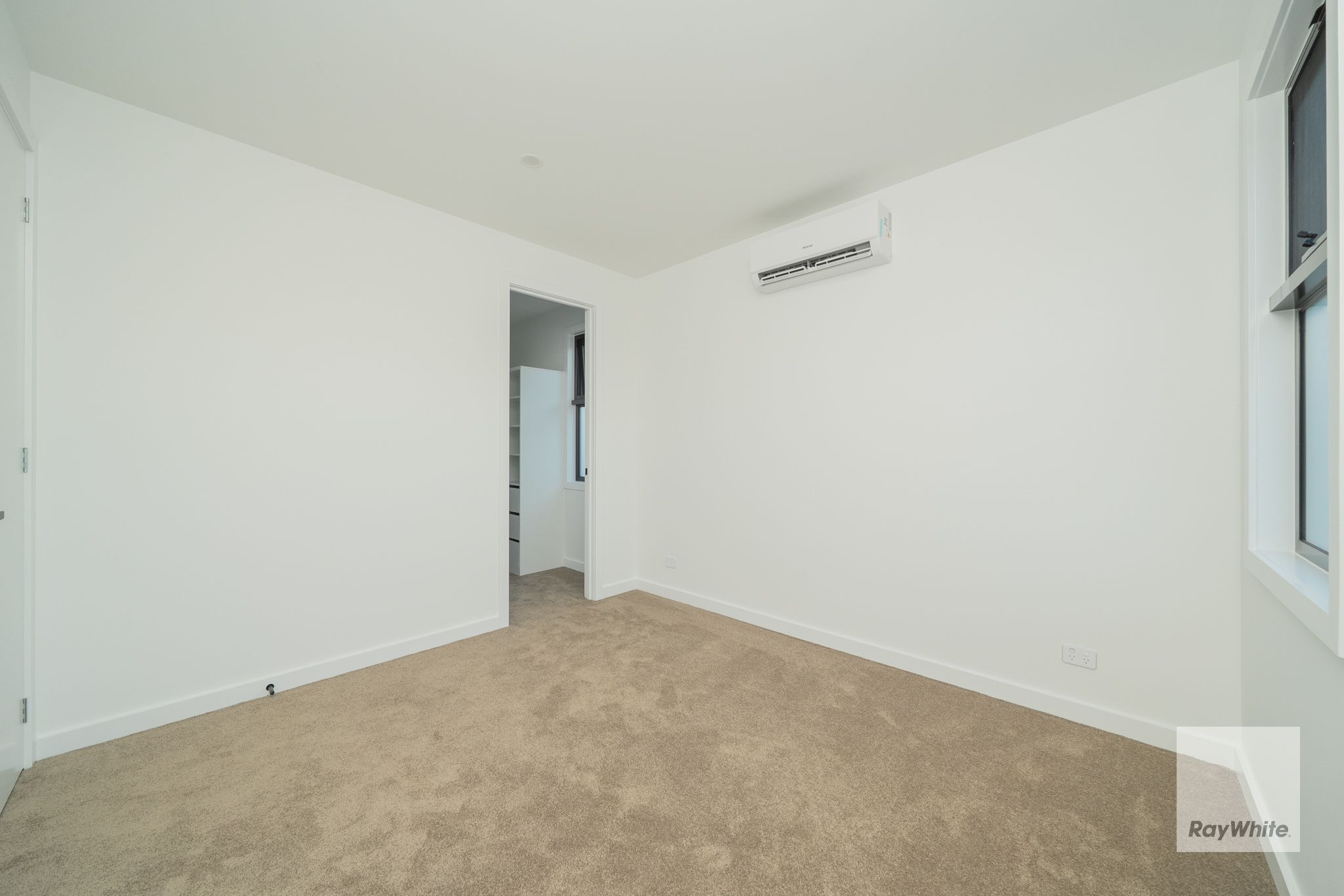 2/97 Albion Road — photo 6 of 12