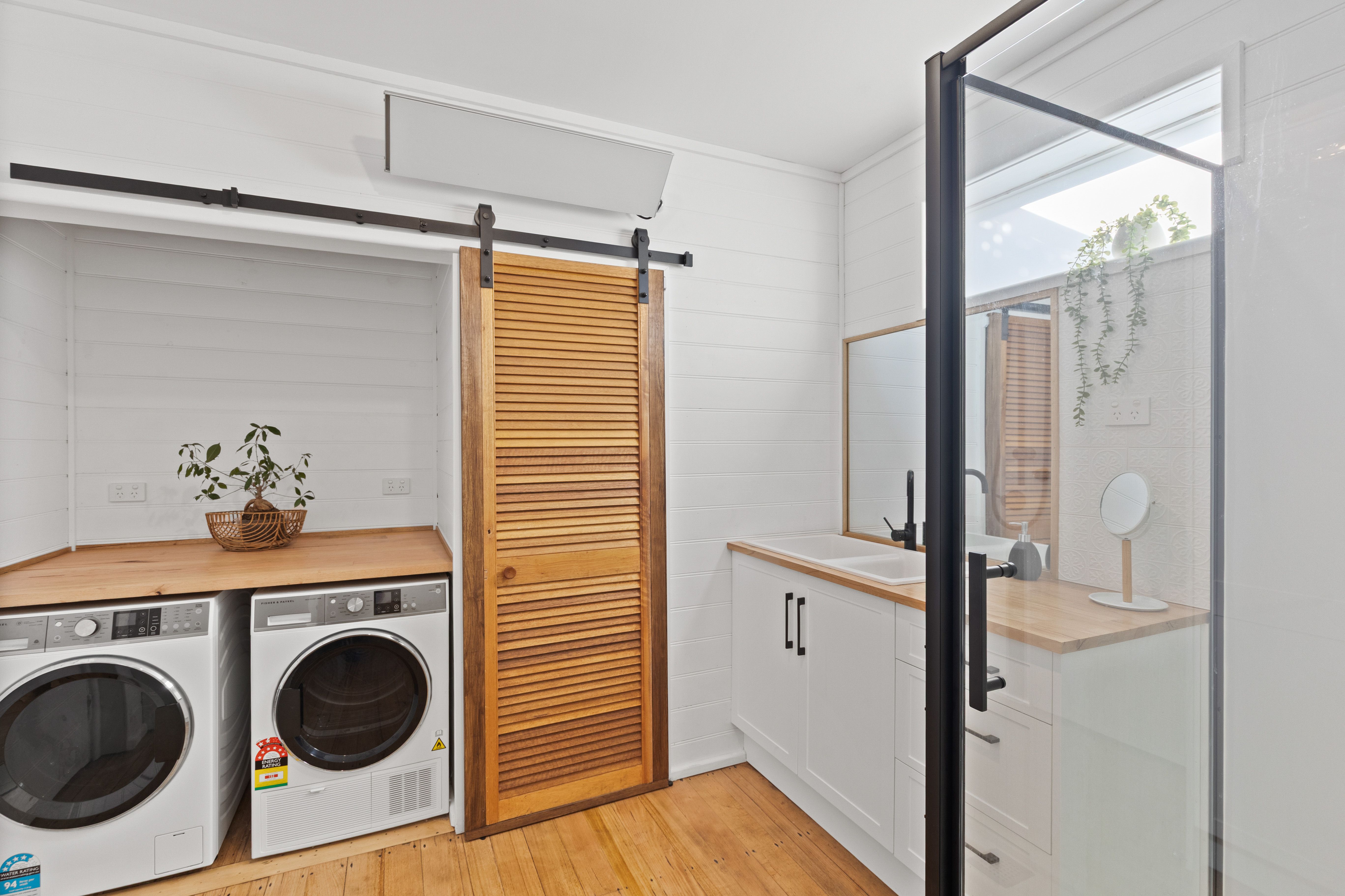 2 James Street — photo 19 of 23