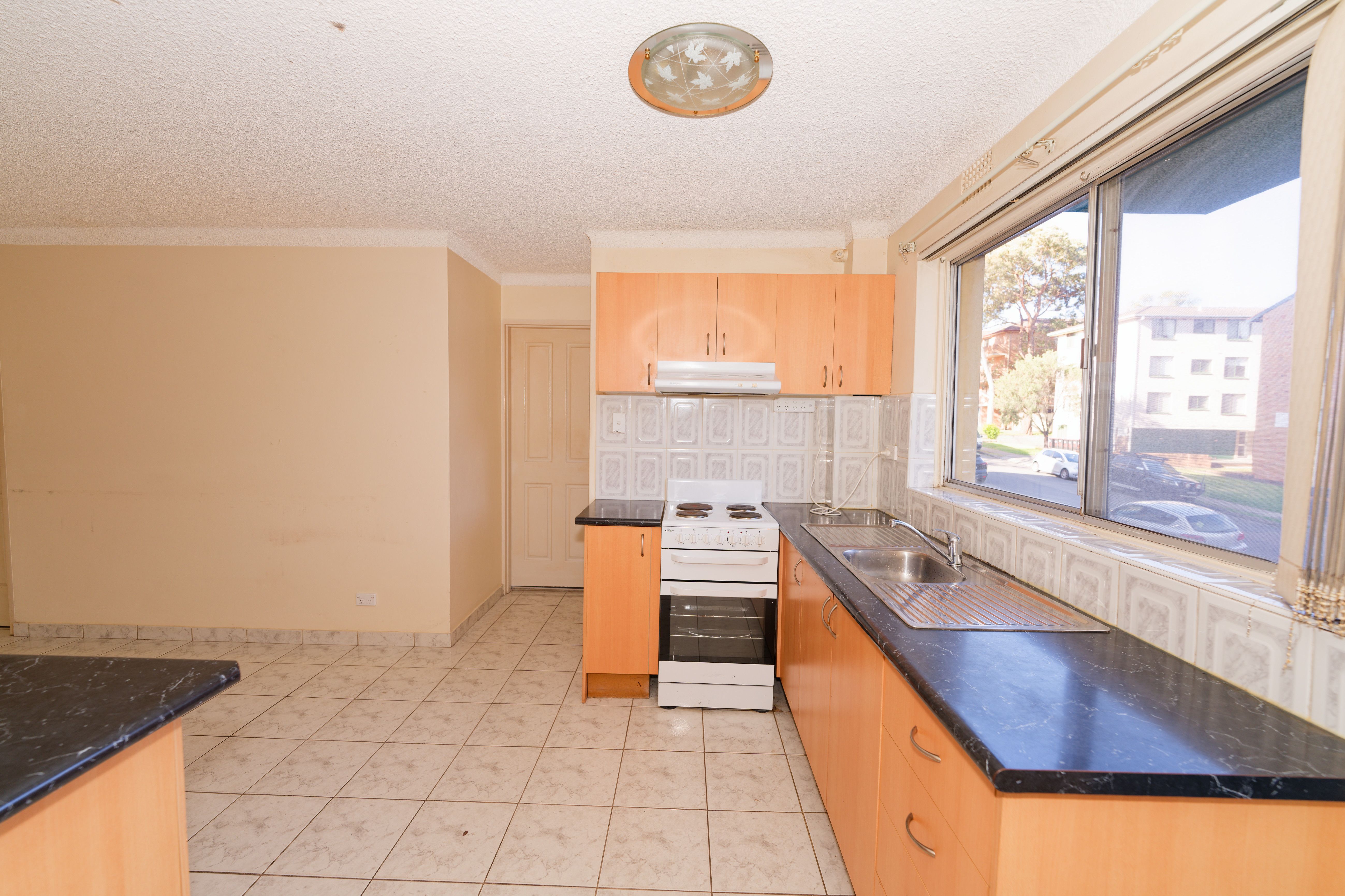 2/19 Charles Street, Liverpool, NSW 2170