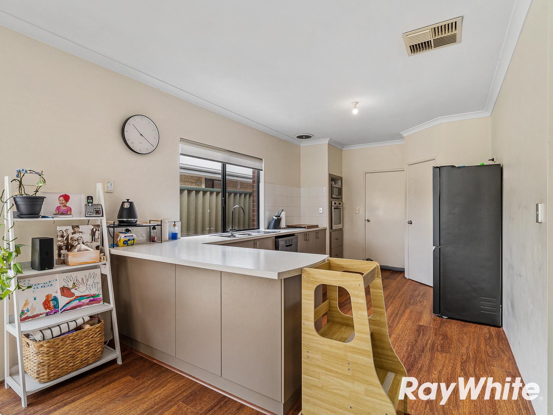 5 Kinsale Bend, Port Kennedy, WA 6172