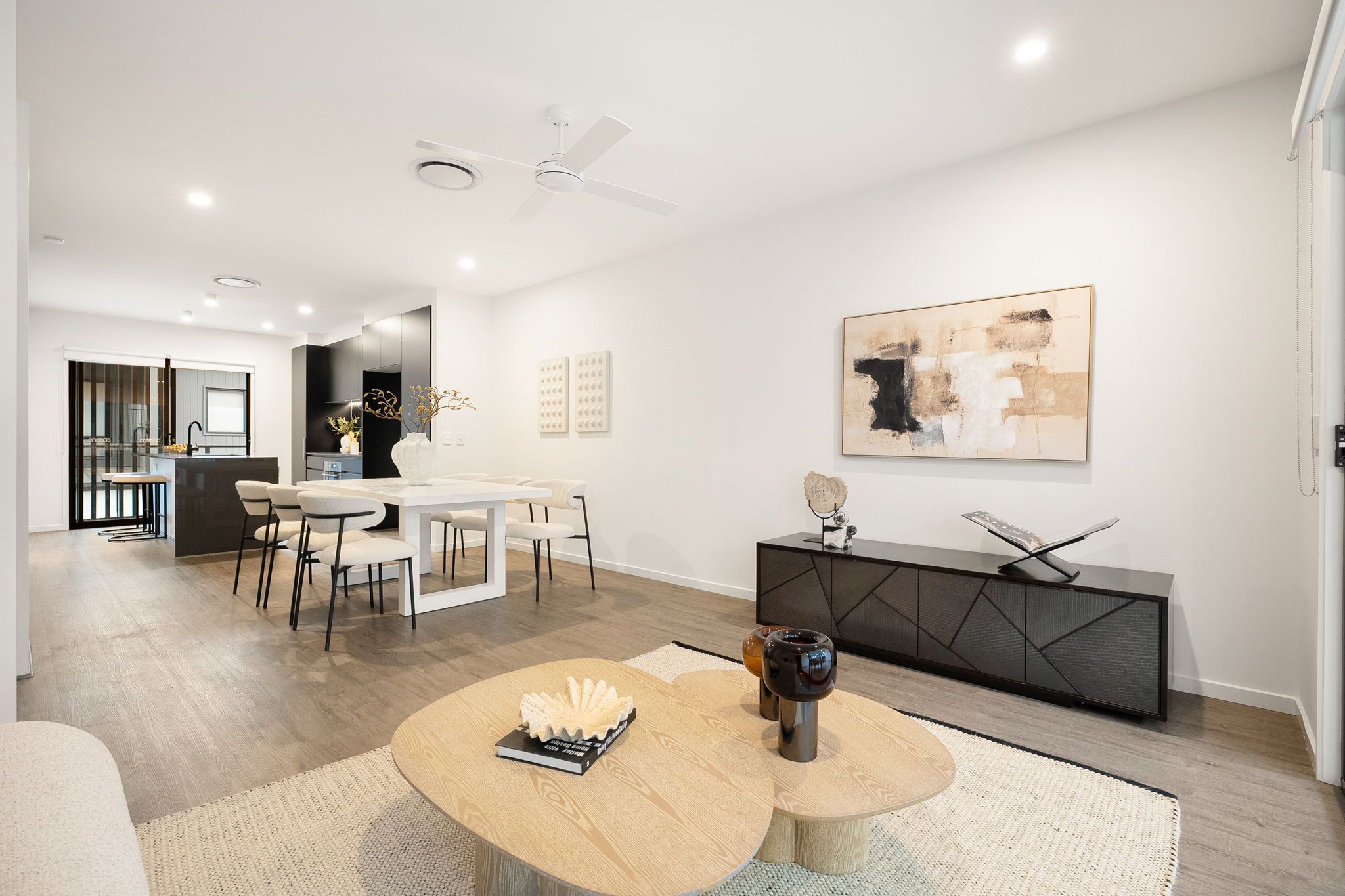 48/10 Botanica Place — photo 5 of 12