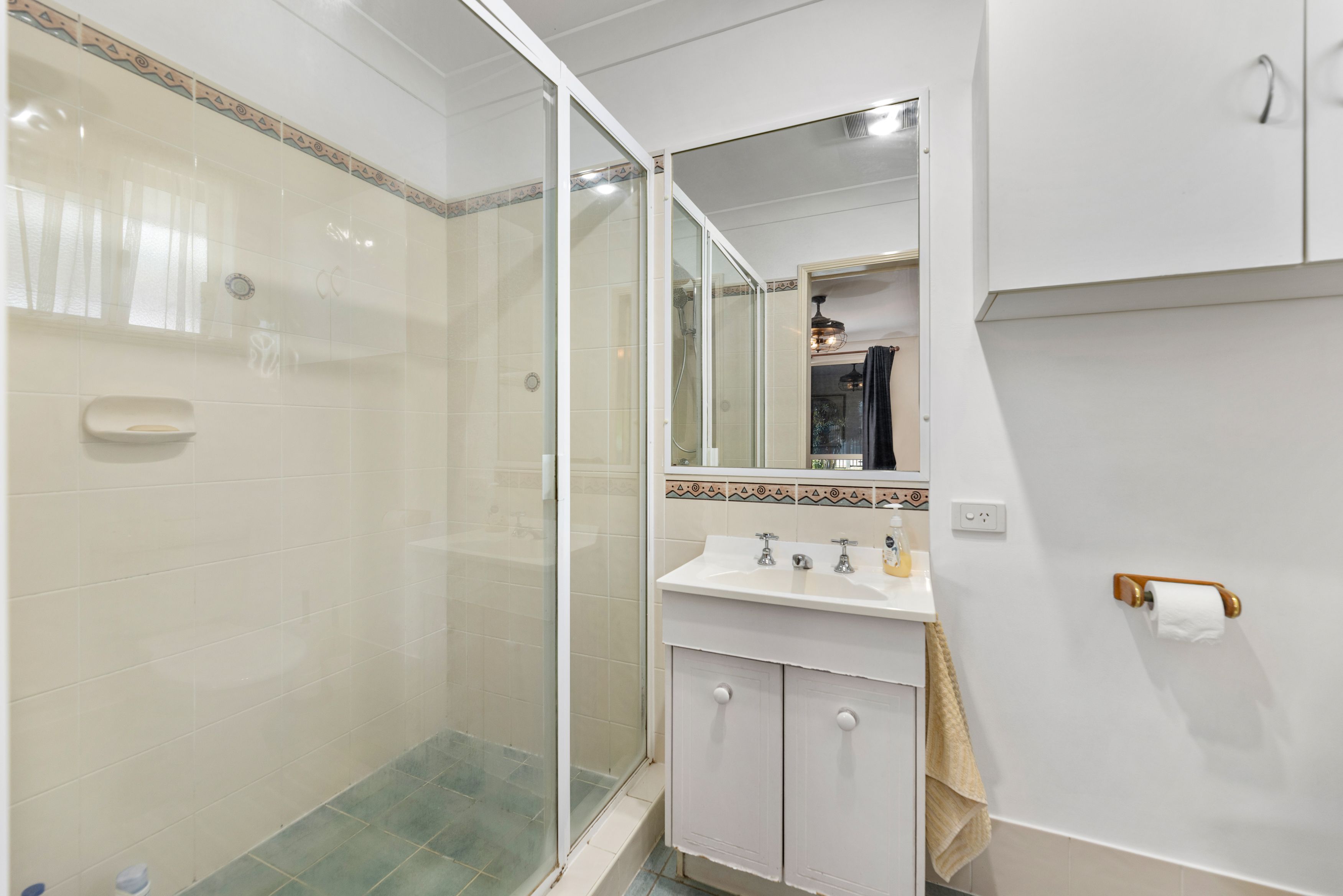 20 Kensington Court — photo 9 of 22