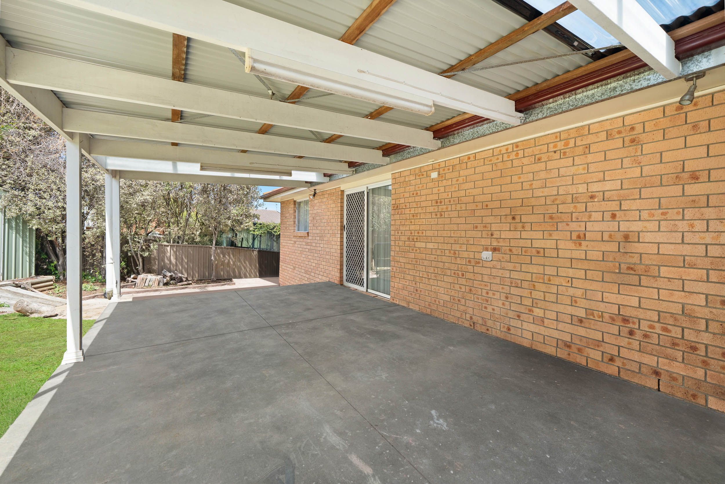 27 Amaroo Place — photo 11 of 15