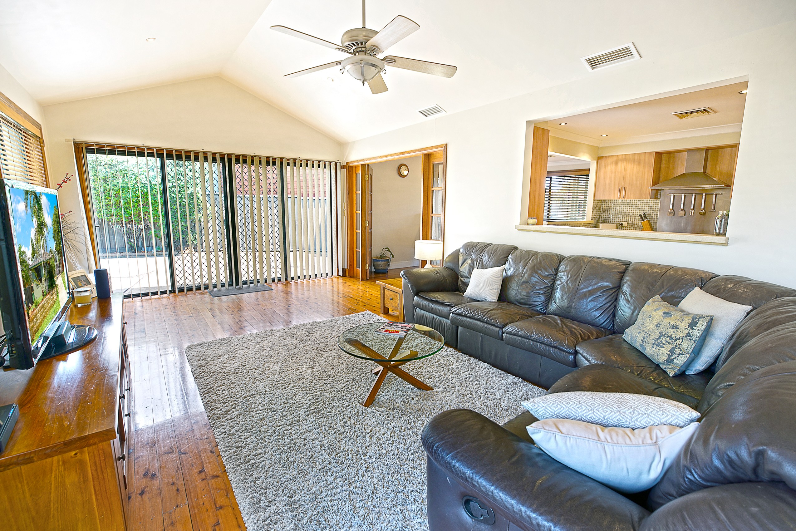 32 Sutton Road, Cambridge Park, NSW 2747