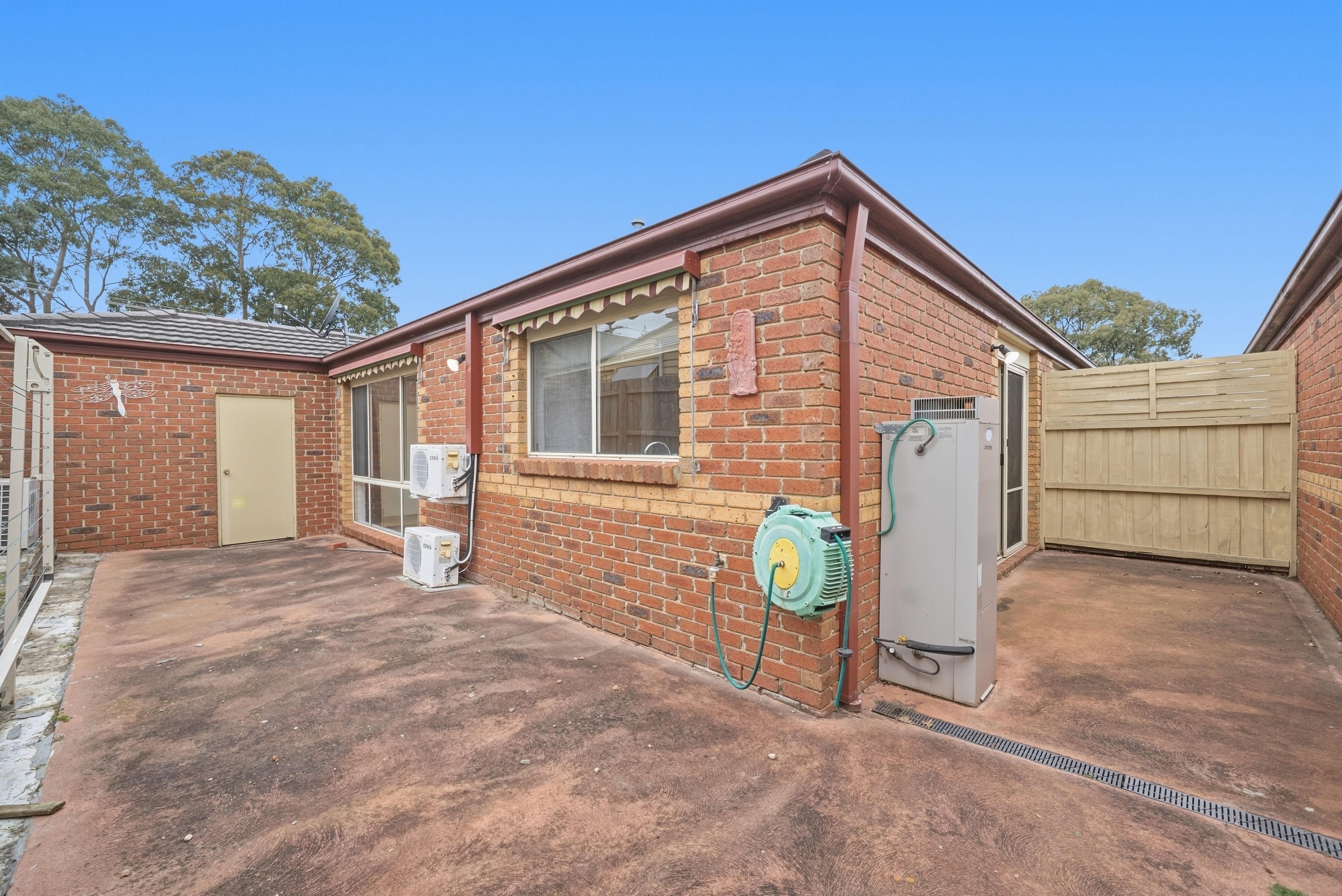 2/2A Ozone Road — photo 6 of 7