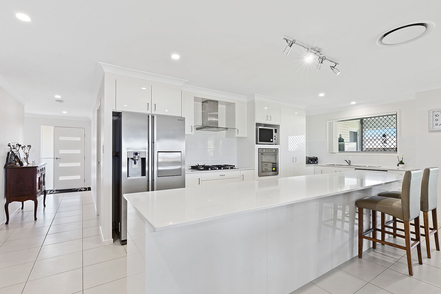 19 Rosebrook Place, Gracemere, QLD 4702