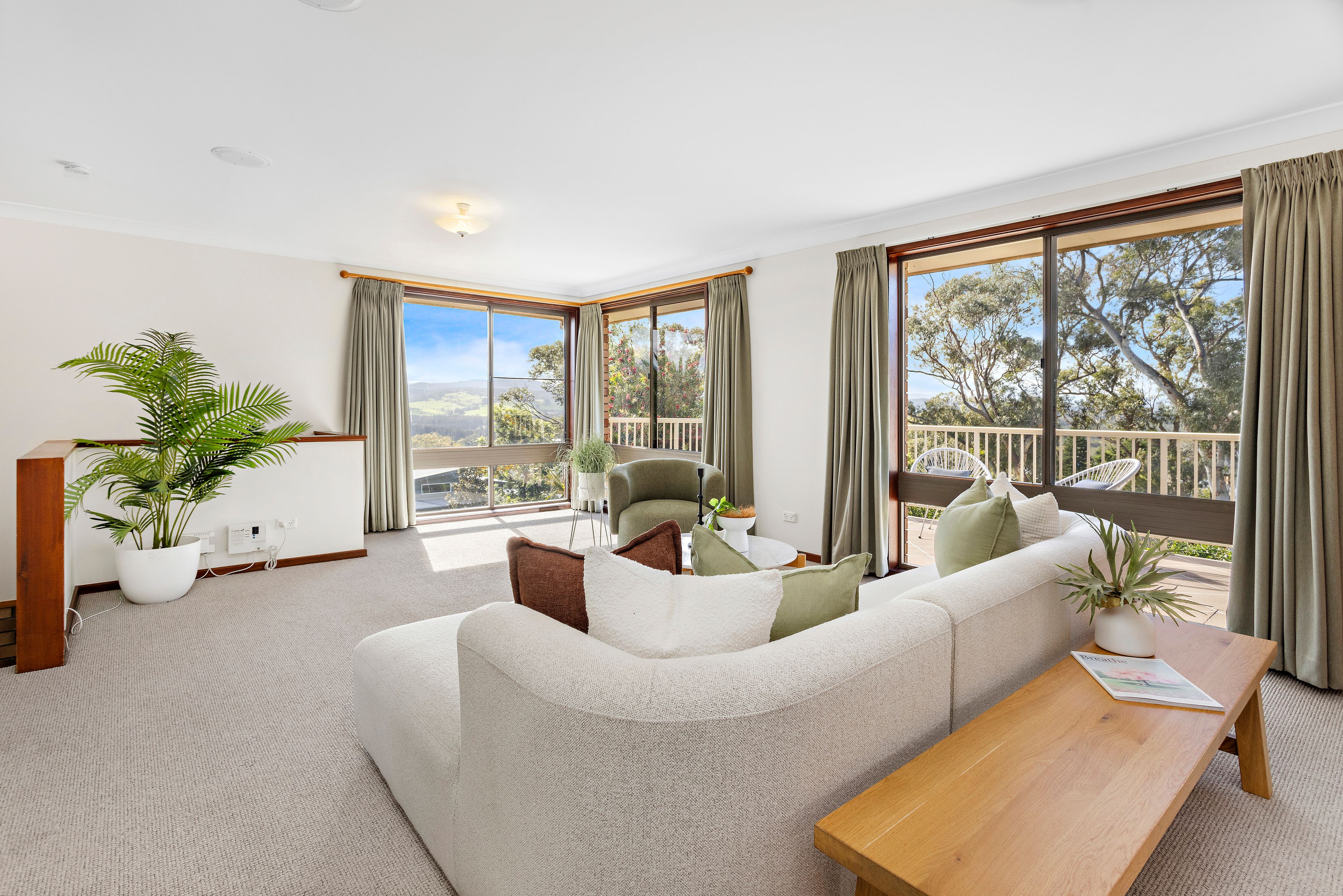 2 Moreton Bay Place — photo from Ray White Kiama