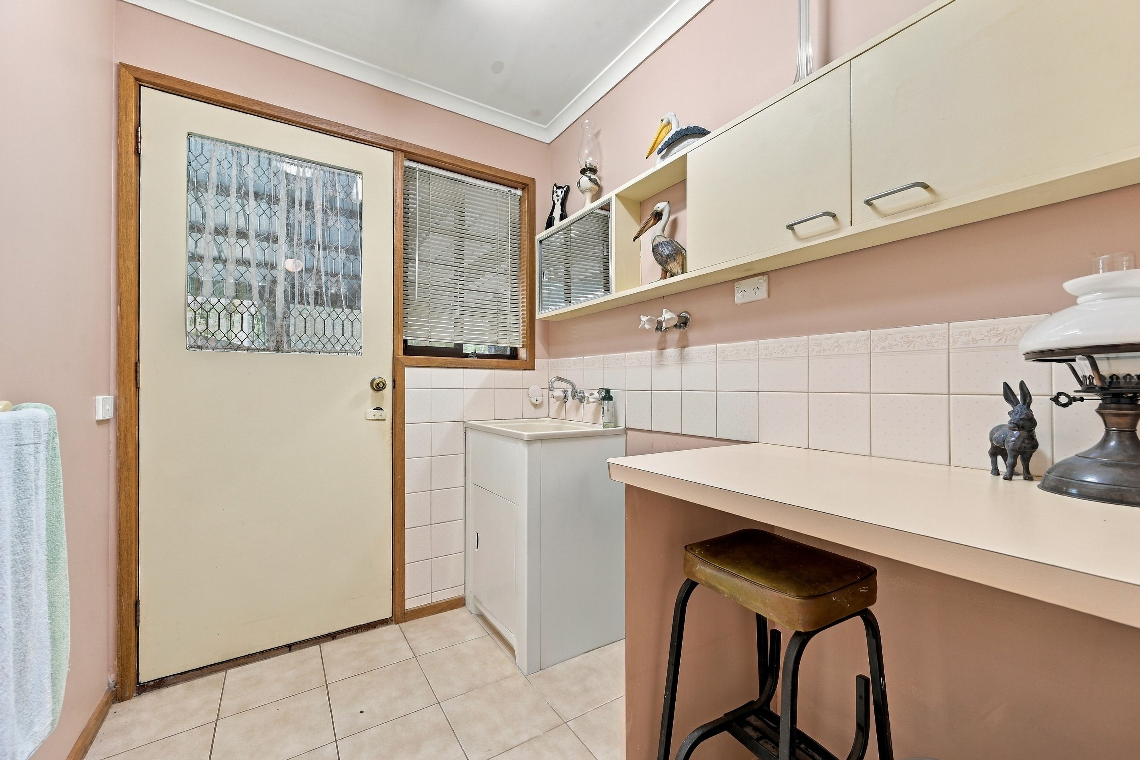 1 Swan Road — photo 12 of 18