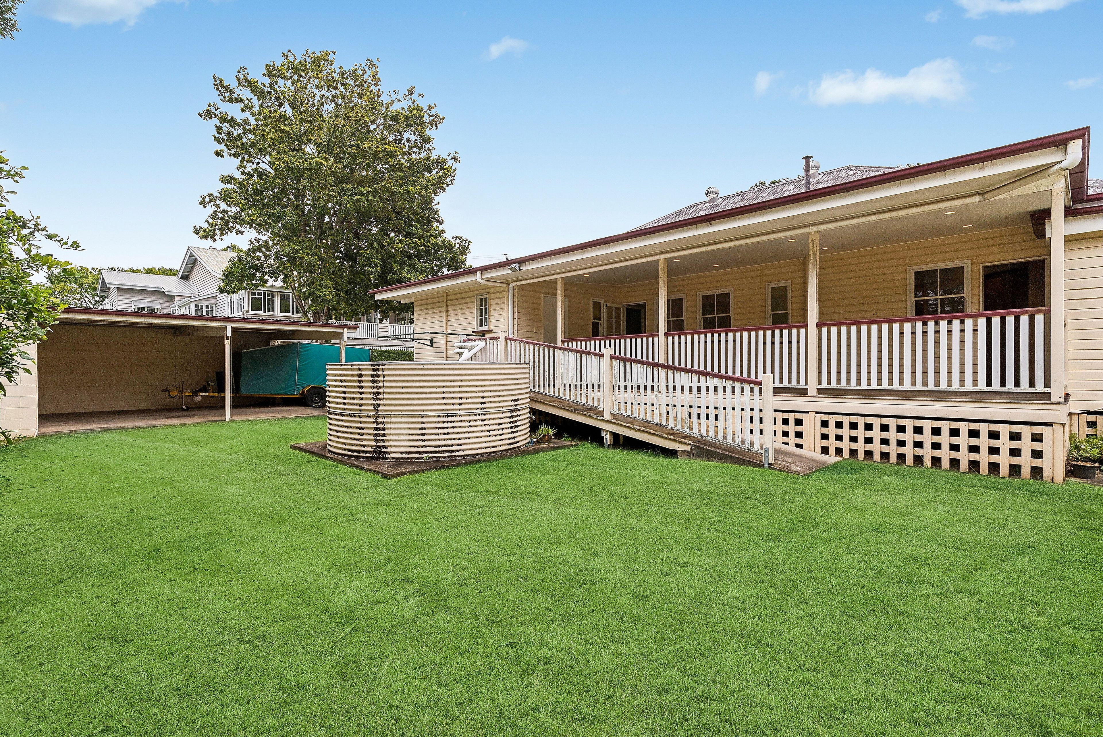 54 Mortlake Road — photo 14 of 18
