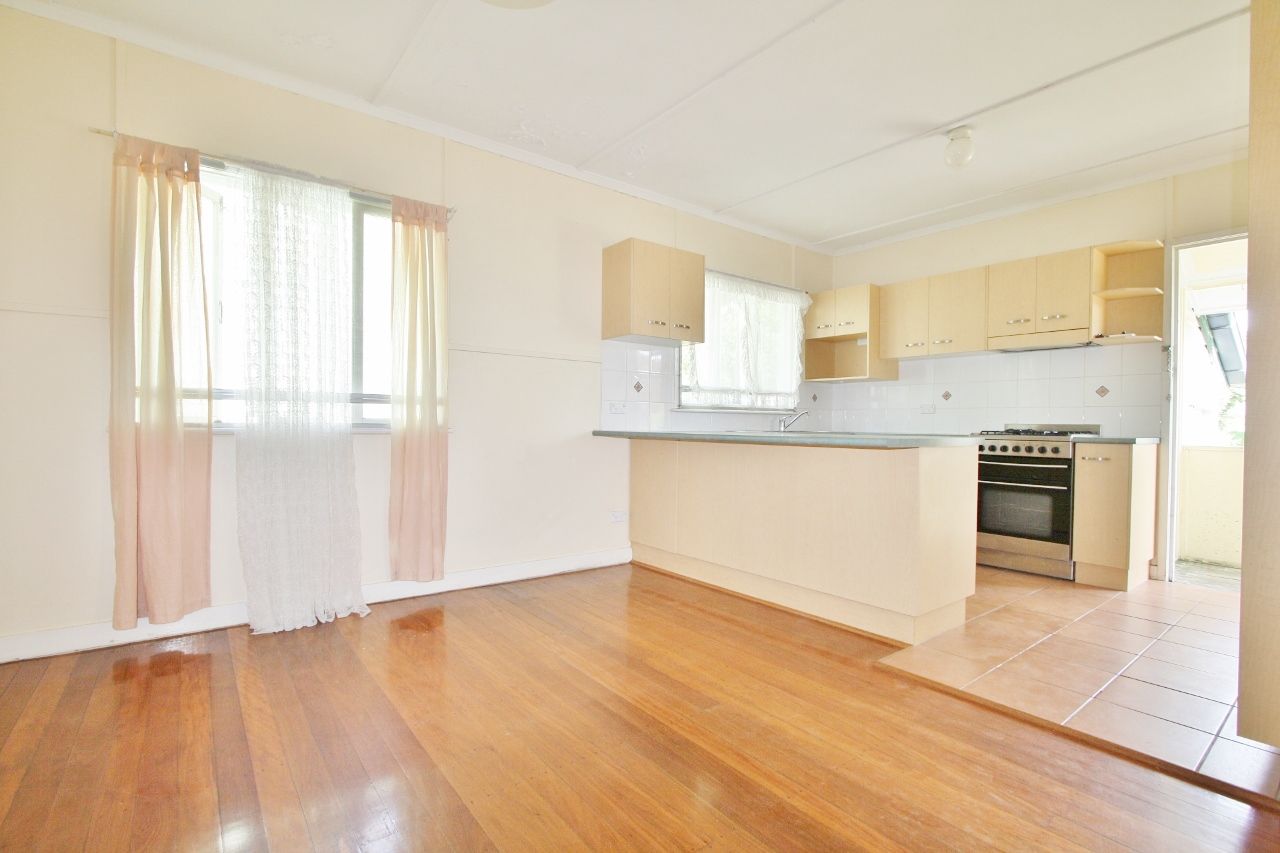 15 Steele Street, Holland Park, QLD 4121