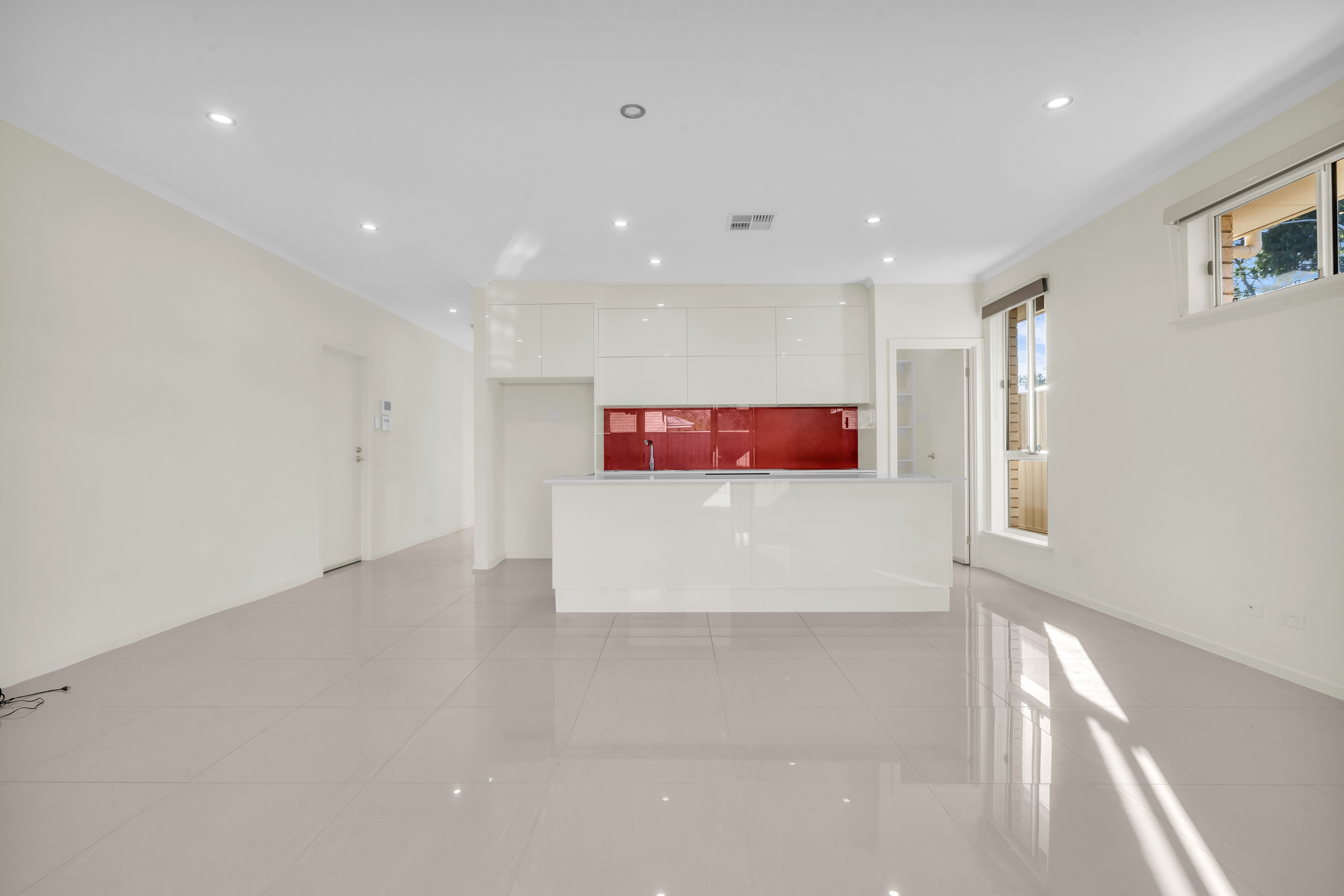 50 Floriedale Road — photo 3 of 16