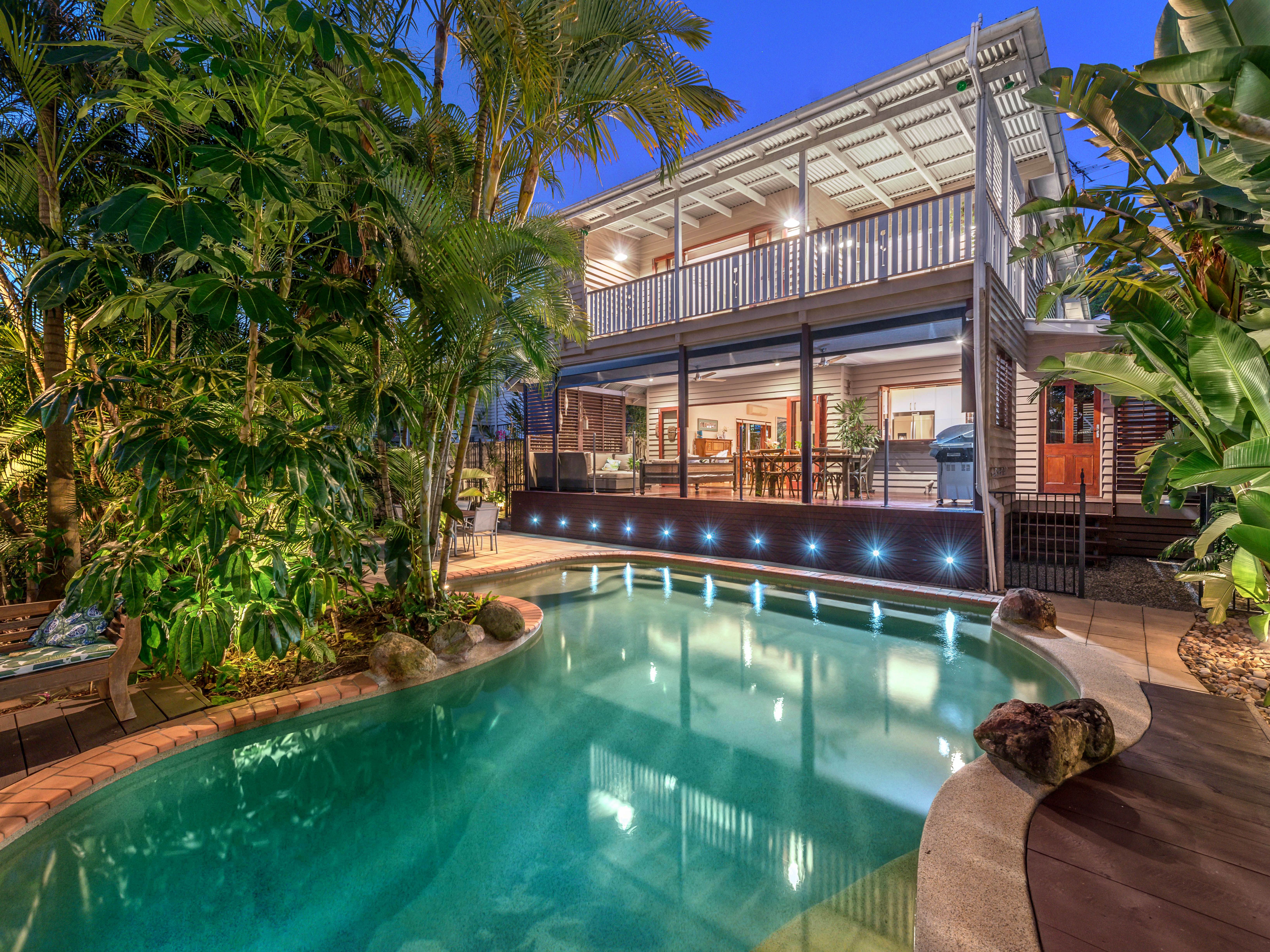 36 Barton Parade, Balmoral, QLD 4171