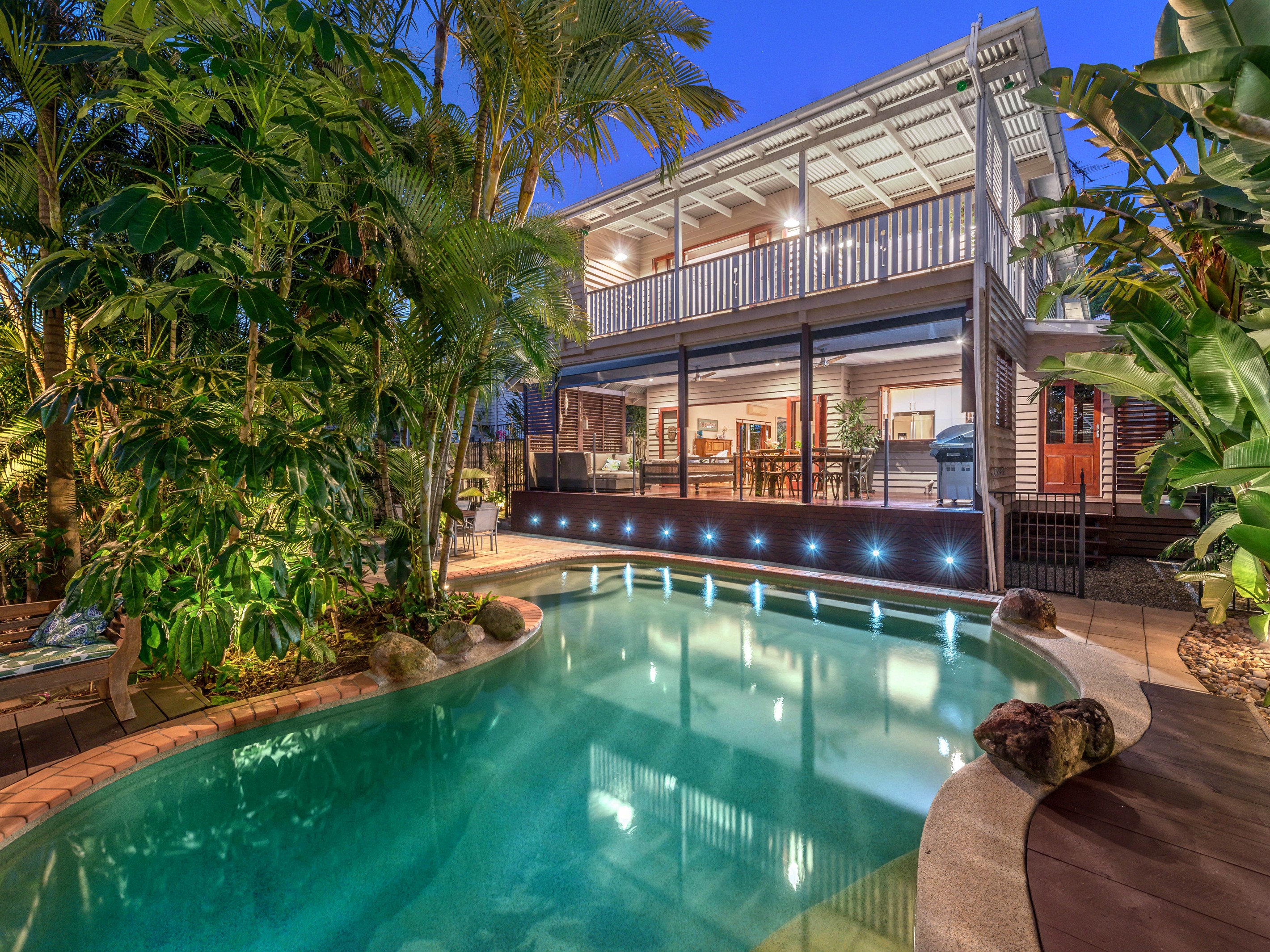 36 Barton Parade, Balmoral, QLD 4171