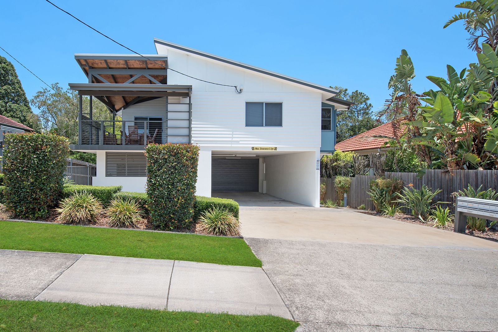 27 Steele Street, Holland Park QLD 4121