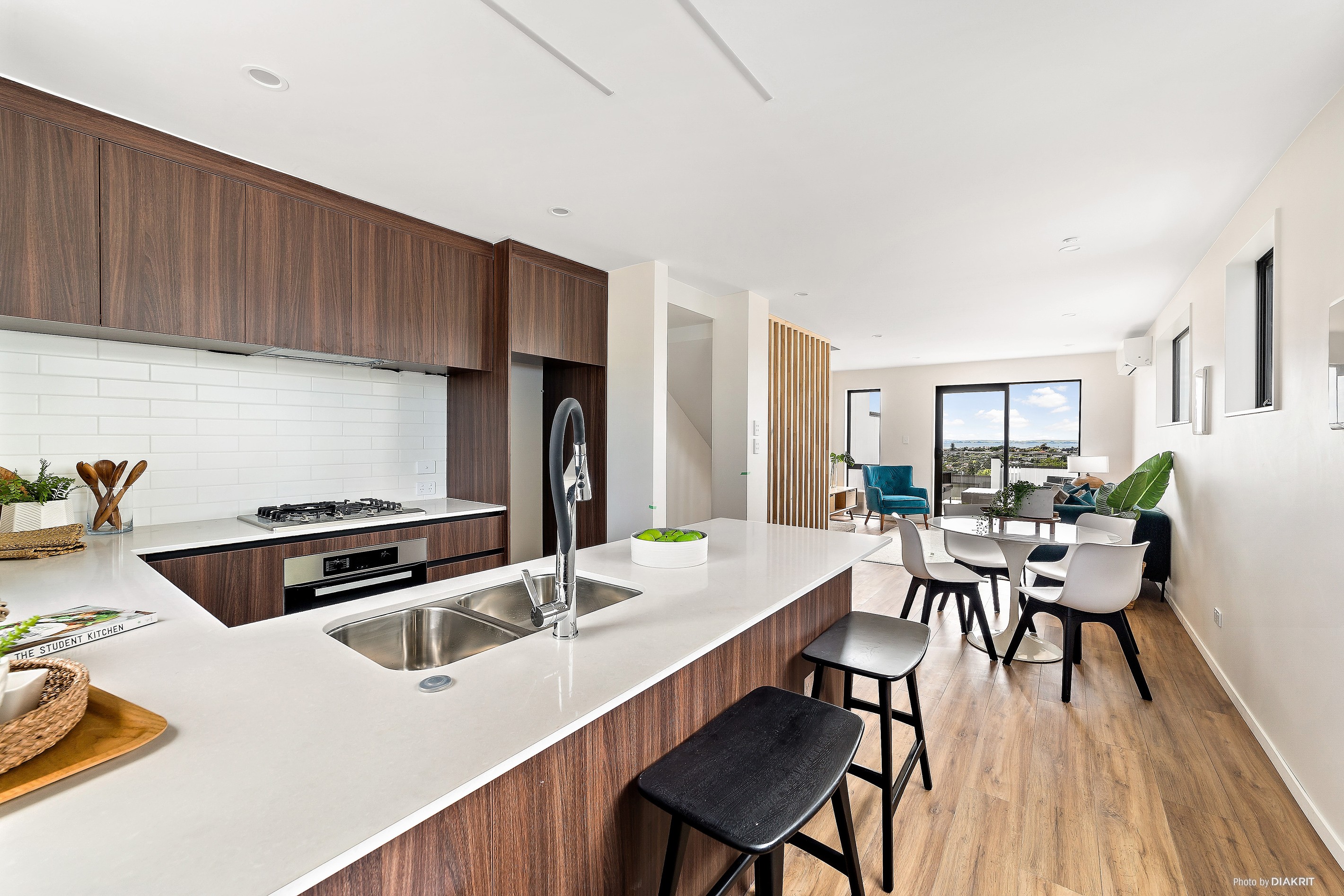 1/735 East Coast Road, Browns Bay, North Shore City