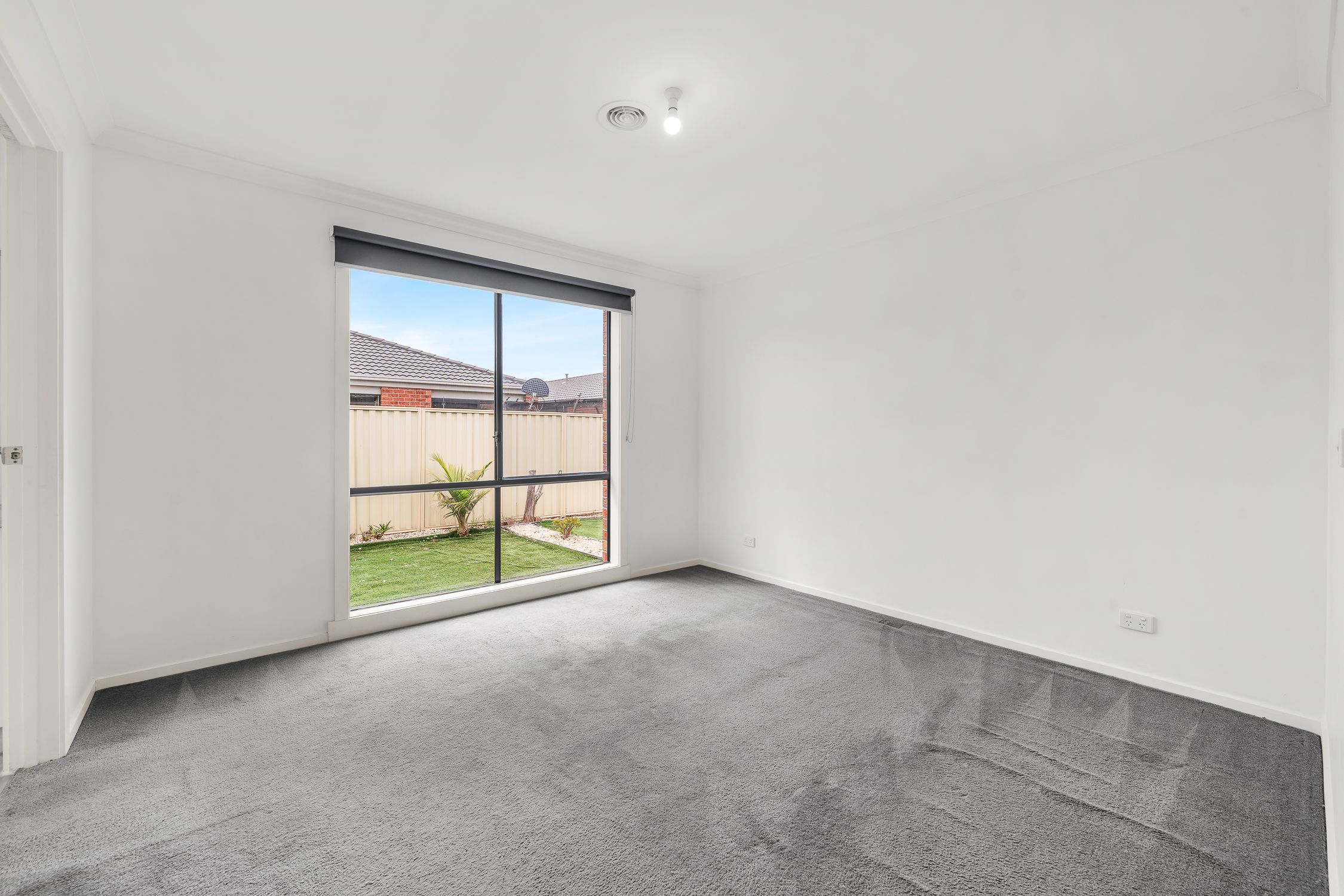 32 Cumberland Drive — photo 8 of 10