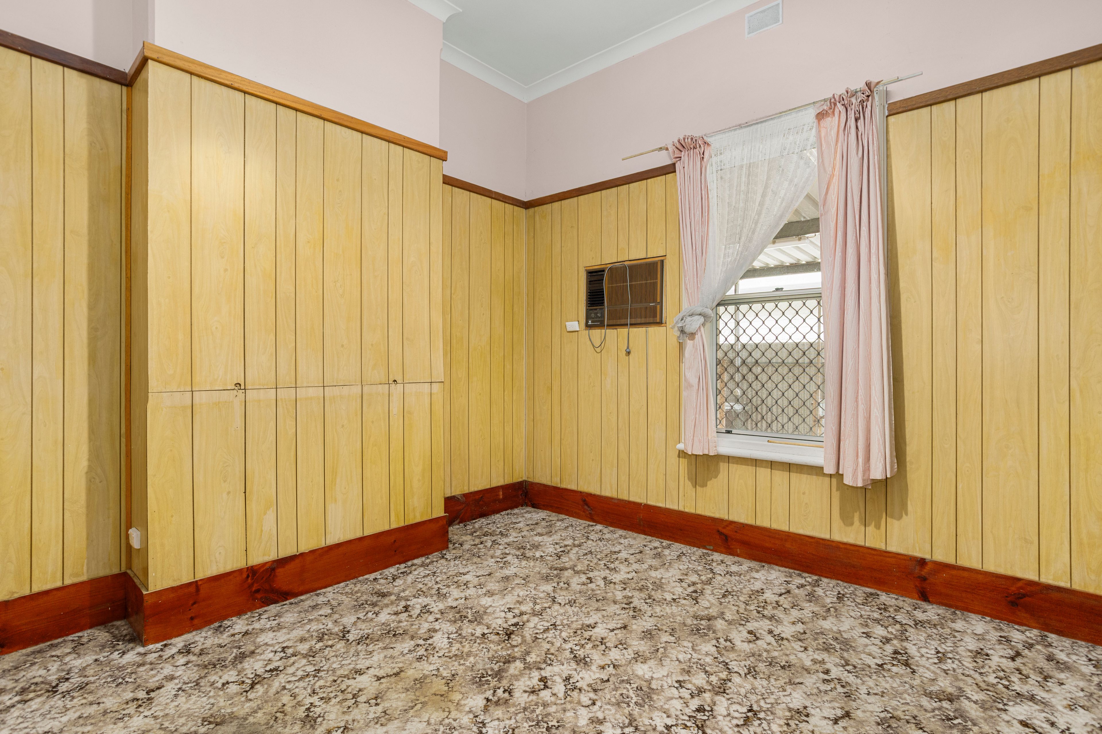 24 Alice Street — photo 10 of 15