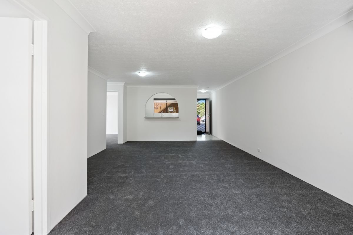 3/5 Christina Court, Mermaid Waters, QLD 4218