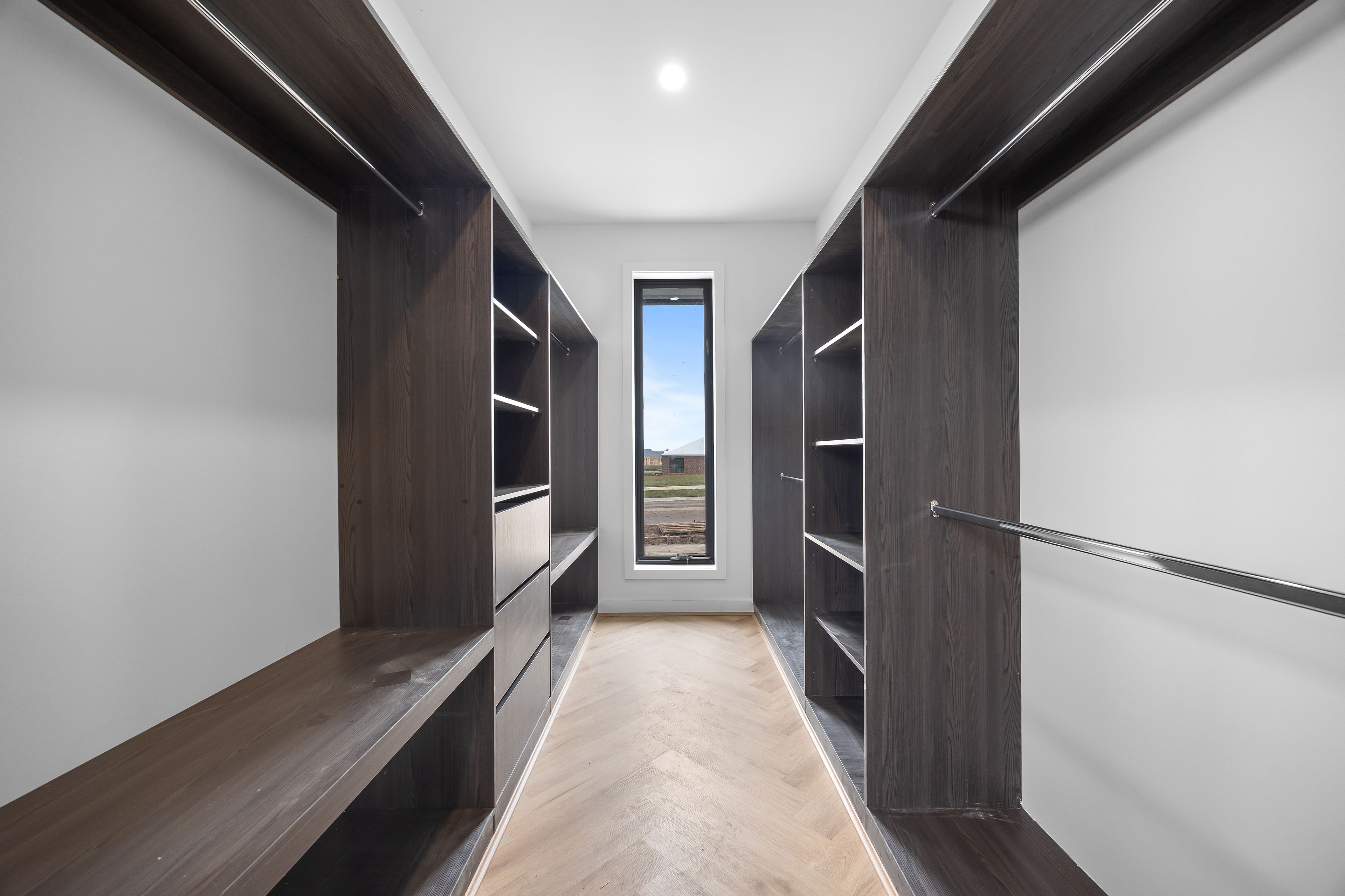 21 Gibson Street — photo 10 of 25
