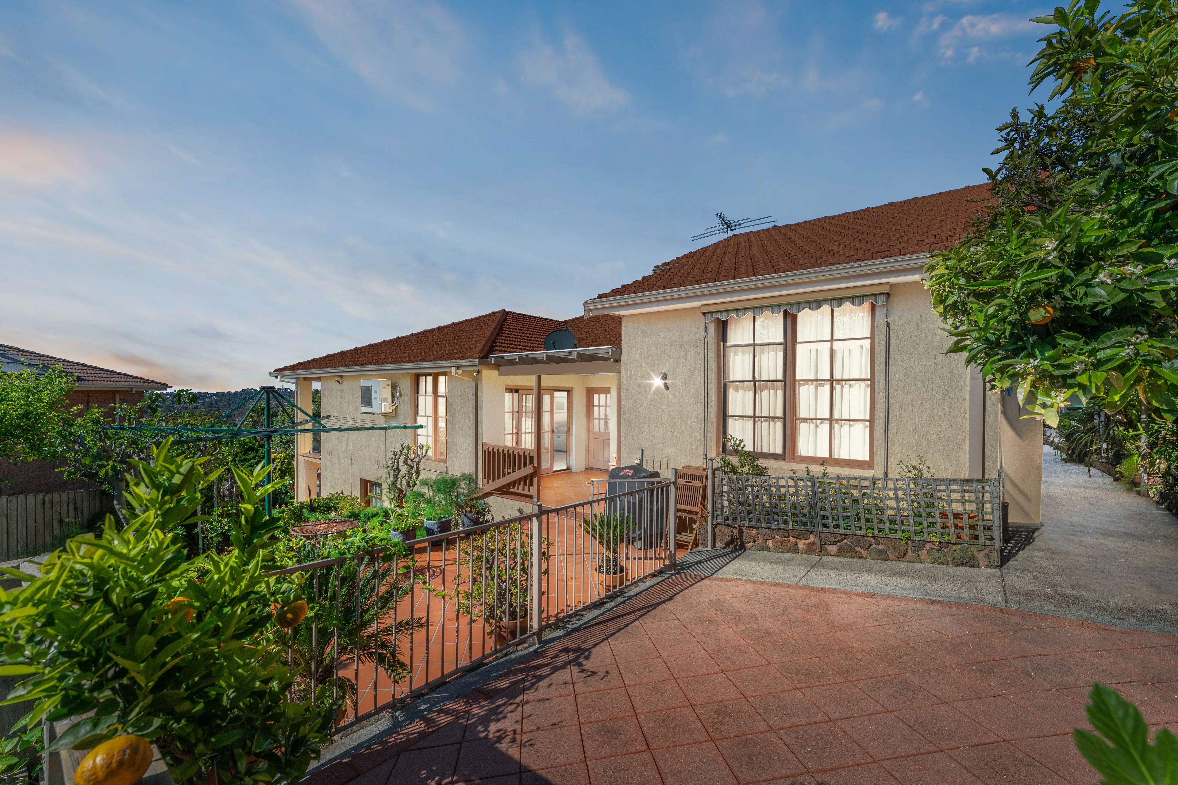 9 Merran Court, Wheelers Hill, VIC 3150