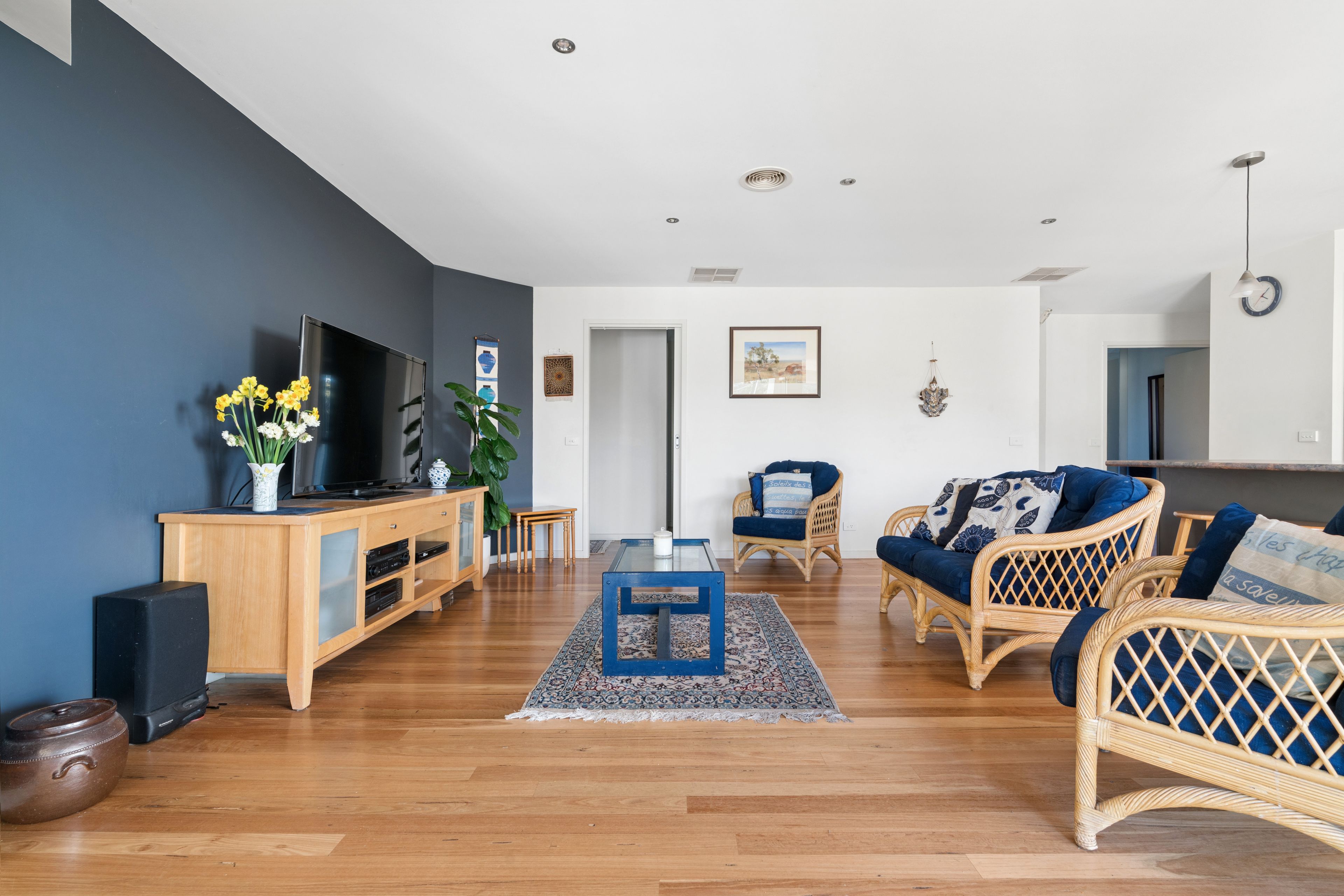1 Nullawarre Avenue — photo 8 of 23