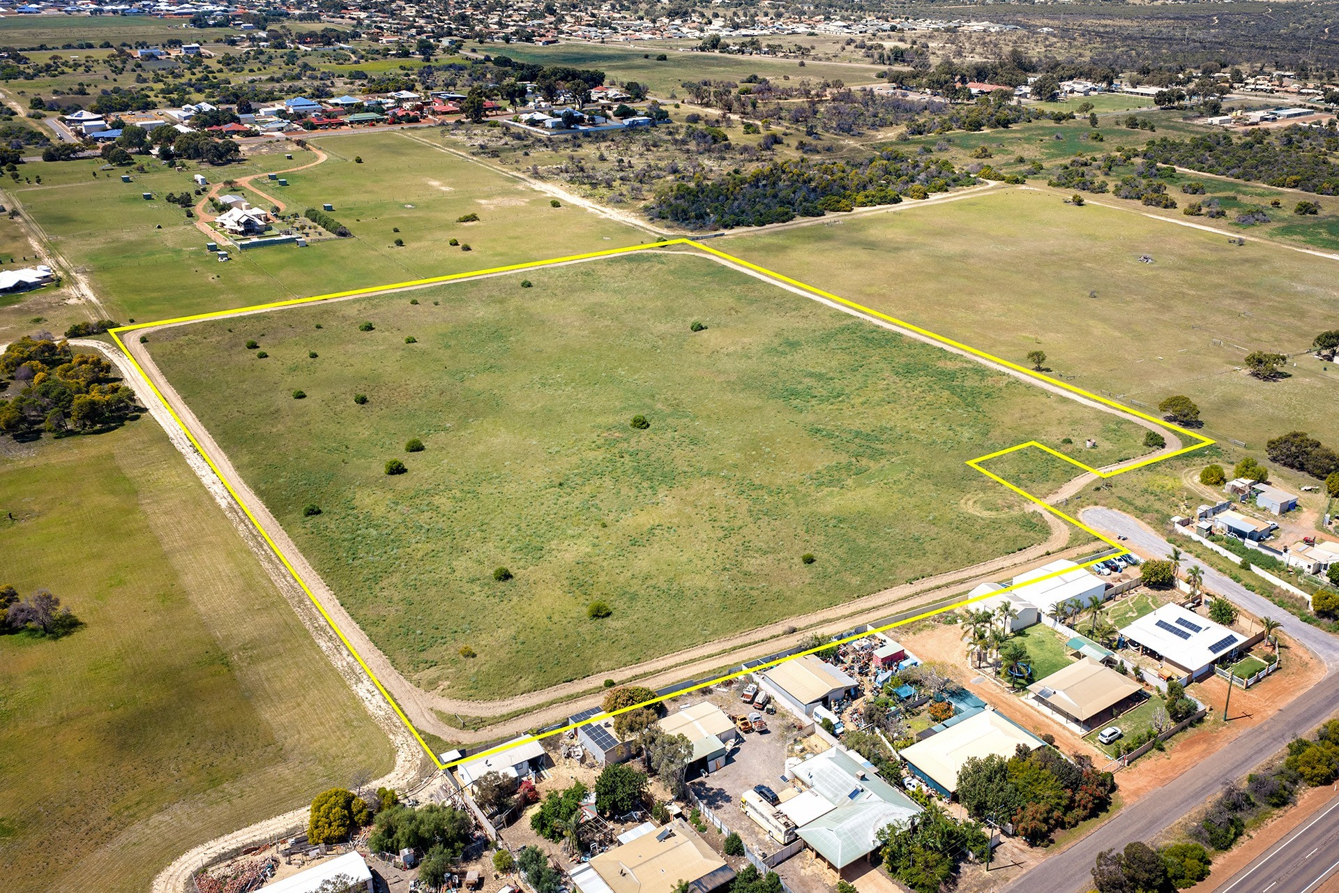 10 Hobart Place, Waggrakine, WA 6530