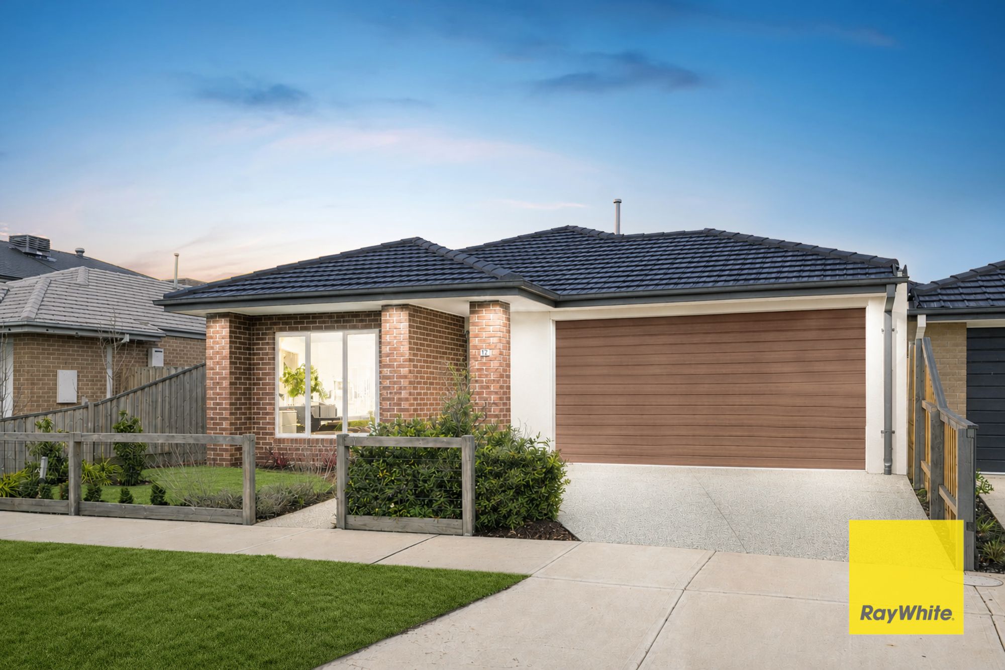 12 Trellis Grove, Rockbank, VIC 3335