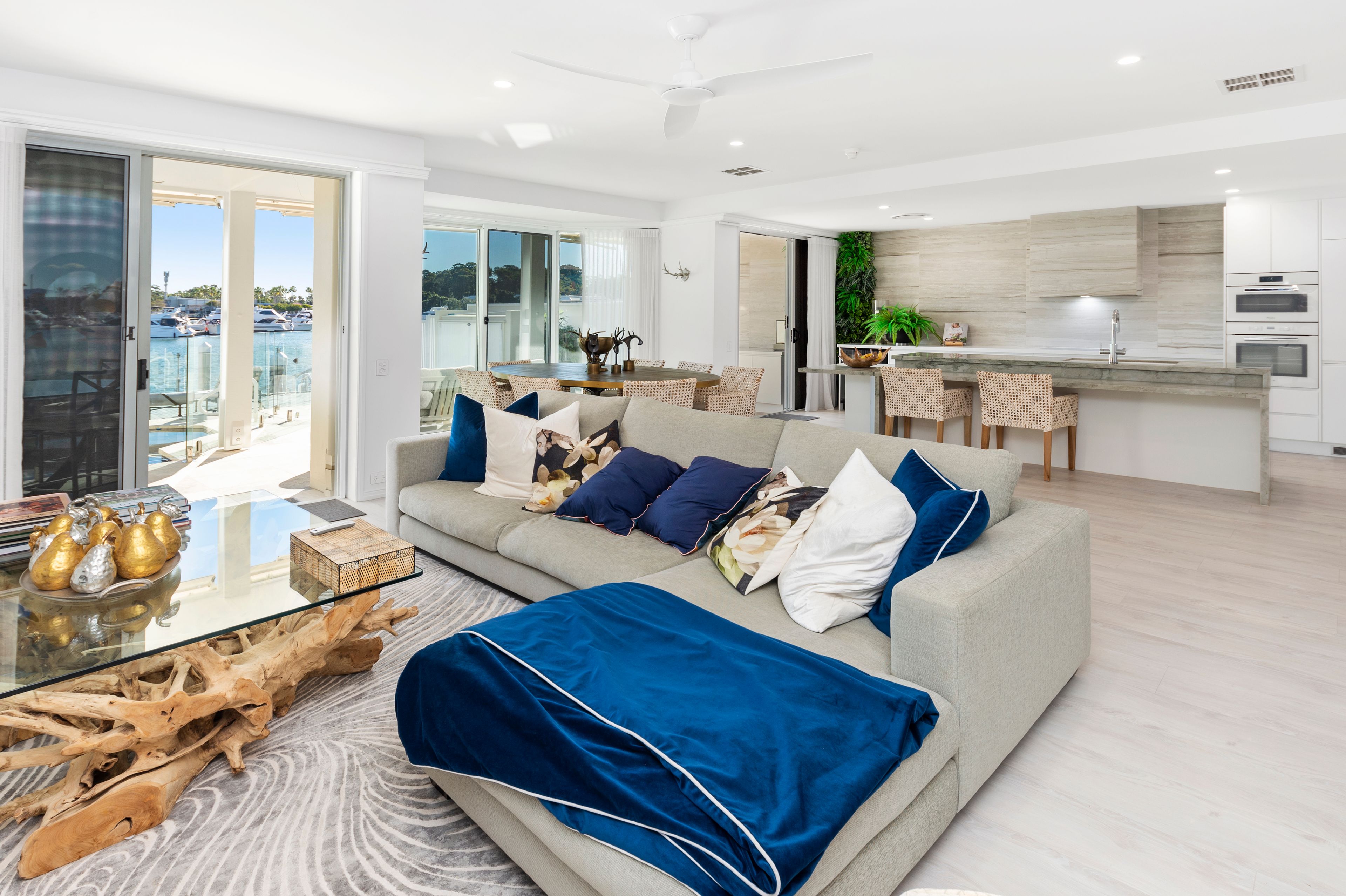 5612 Harbour Terrace, Sanctuary Cove, QLD 4212 - Sold House - Ray White ...