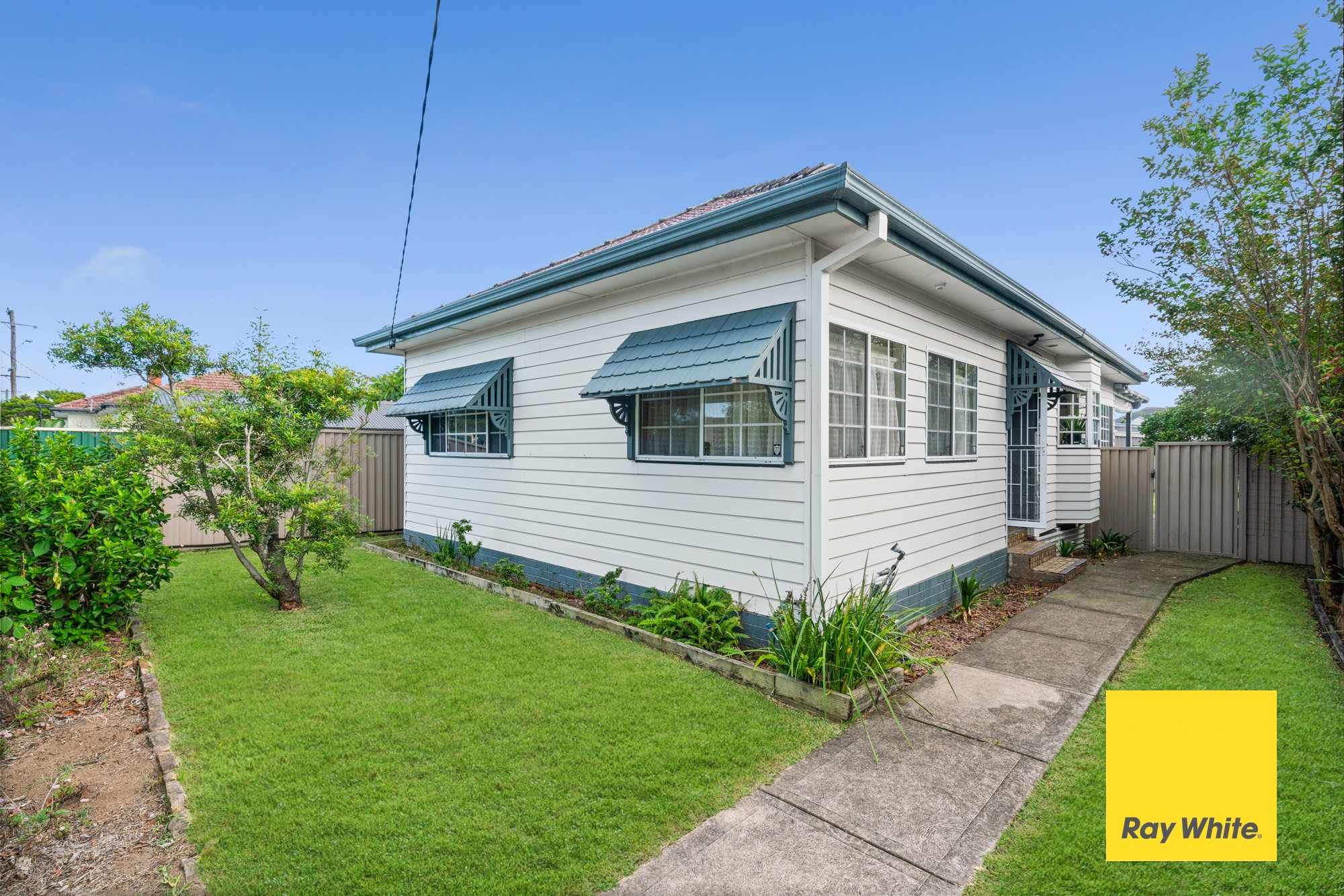 41 Beach Street, Ettalong Beach, NSW 2257