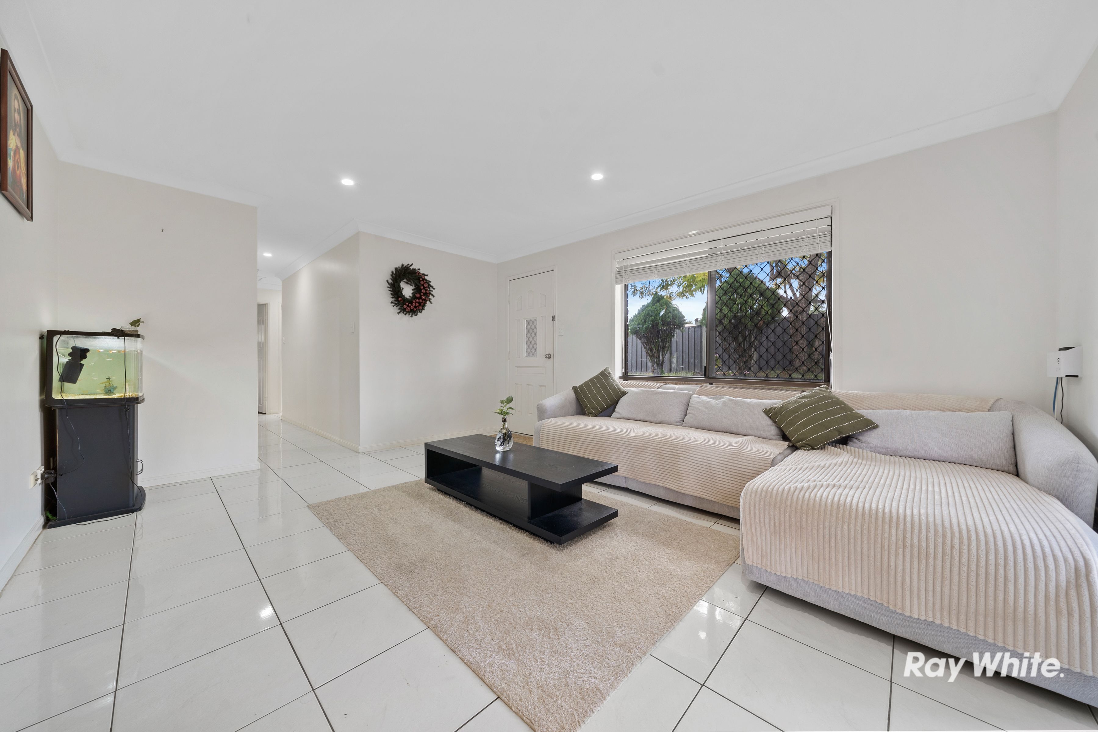 2 Dunbar Street, Browns Plains, QLD 4118