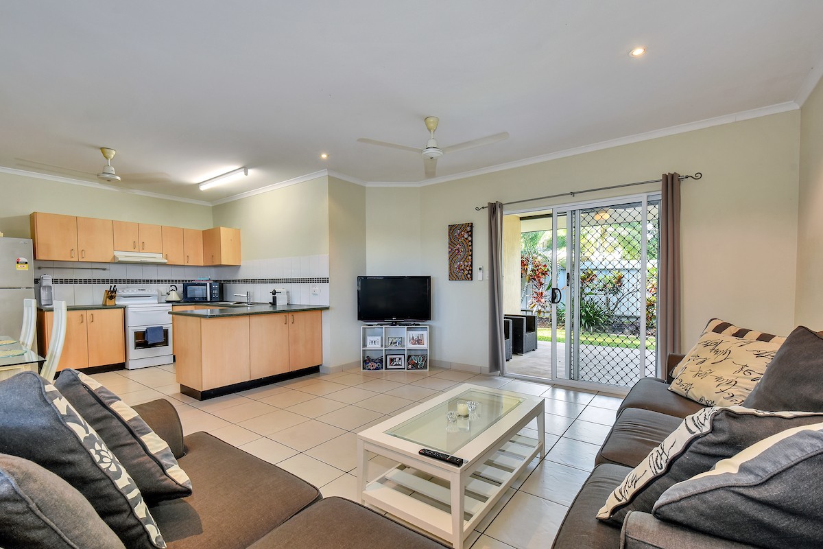 2/8 Priore Court, Moulden, NT 0830