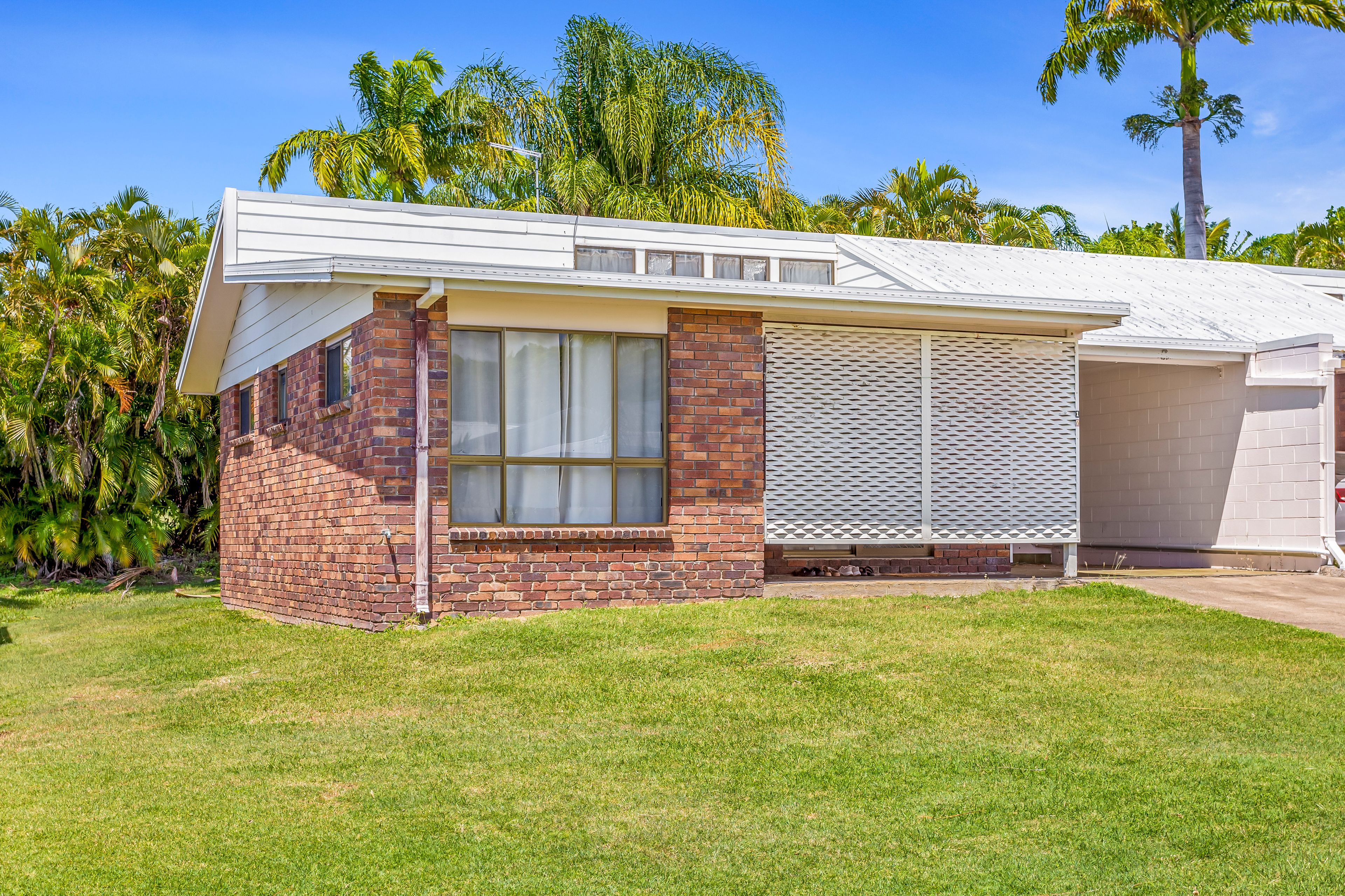 17/14-24 Elma Street, Cooee Bay, QLD 4703