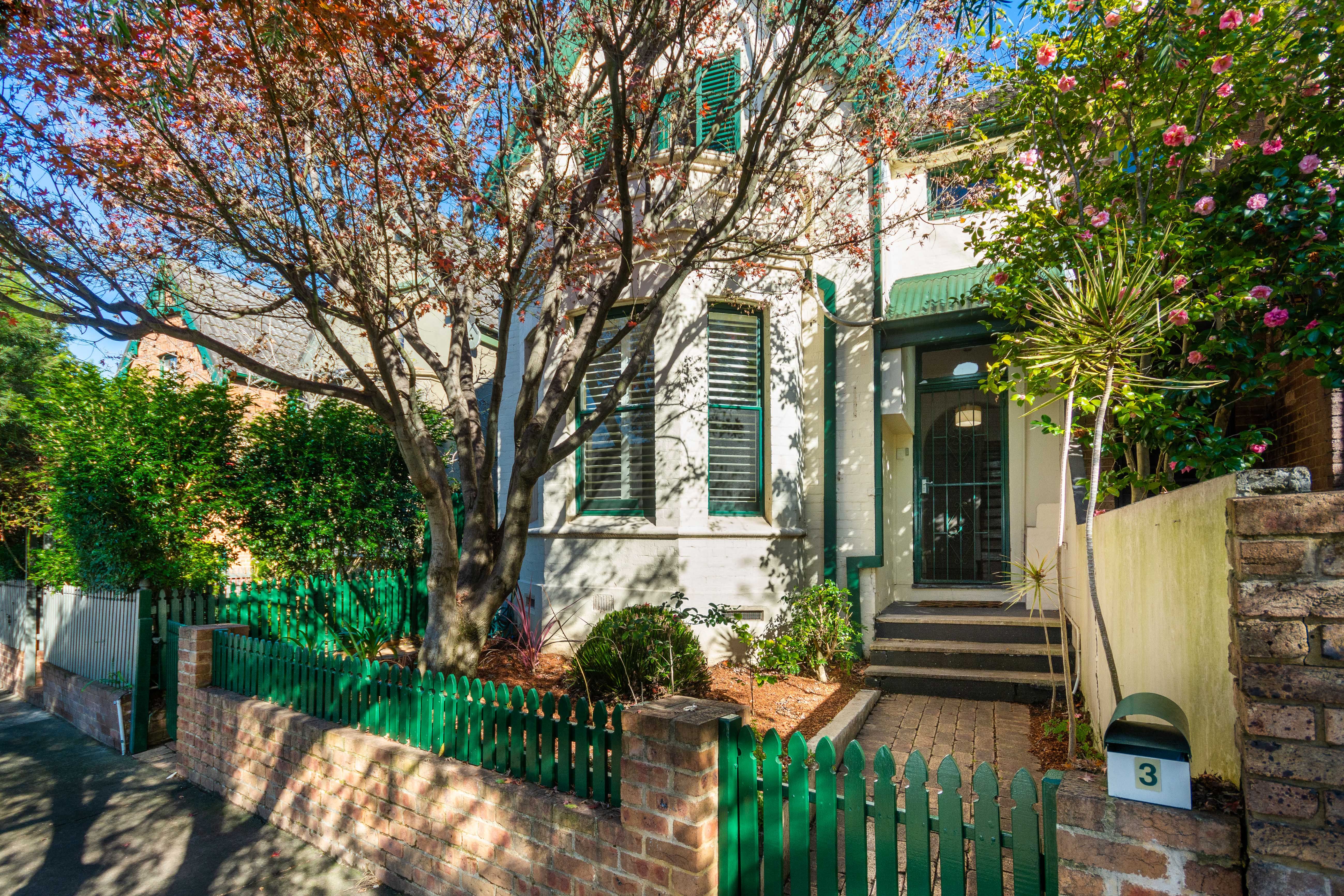3 Abergeldie Street