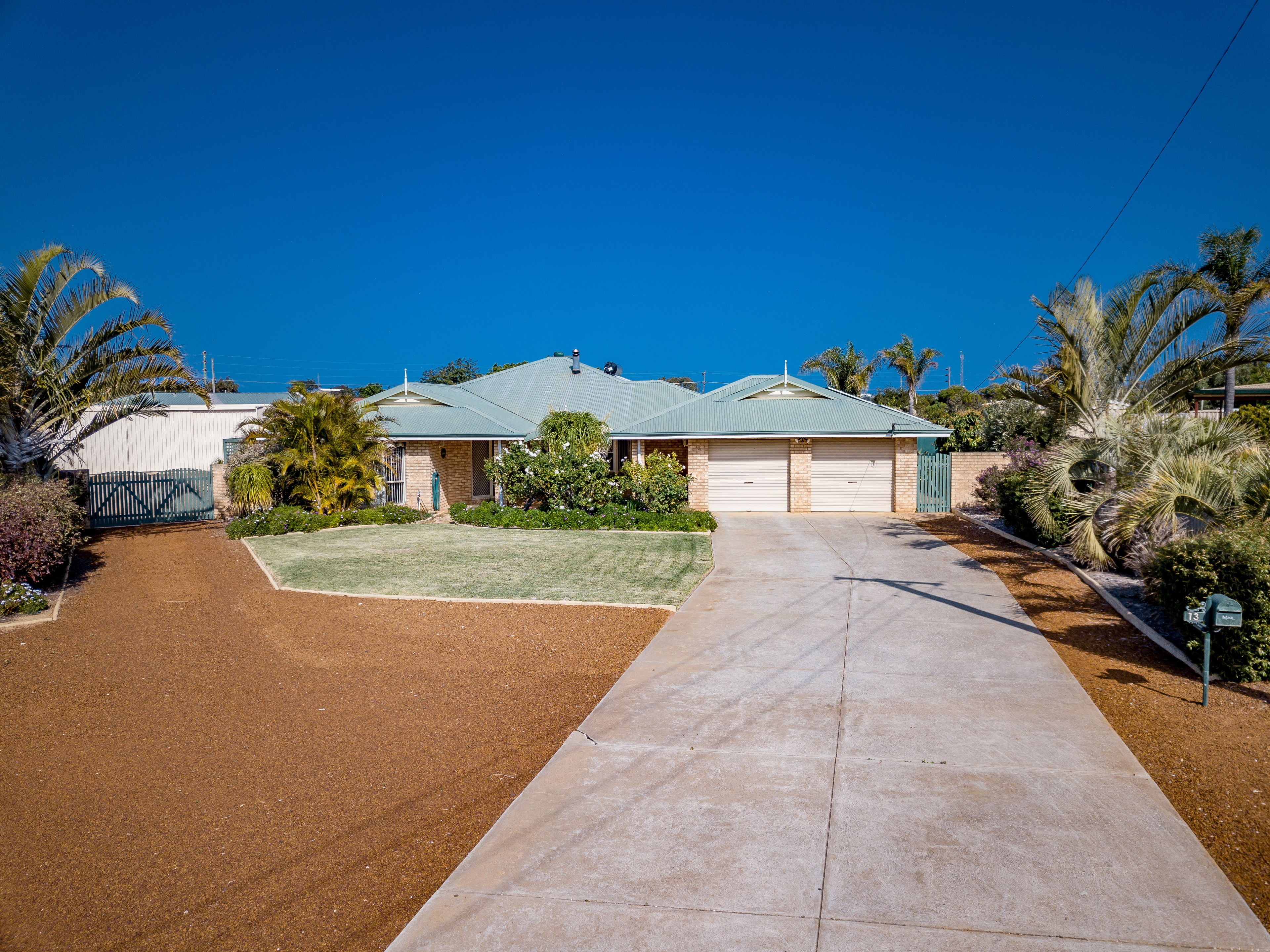 13 Mimosa Court, Strathalbyn, WA 6530