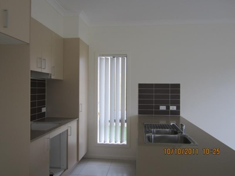 1 Francisca Drive, Augustine Heights, QLD 4300