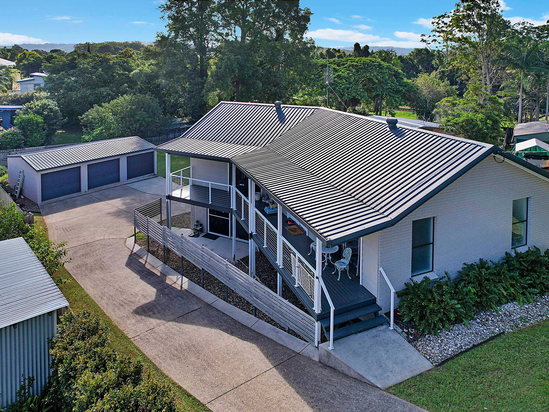 17 Holly Green Crescent, Palmwoods, QLD 4555