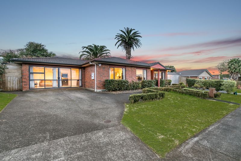 House 14 Kohanga Road, Mangere Bridge, Manukau City