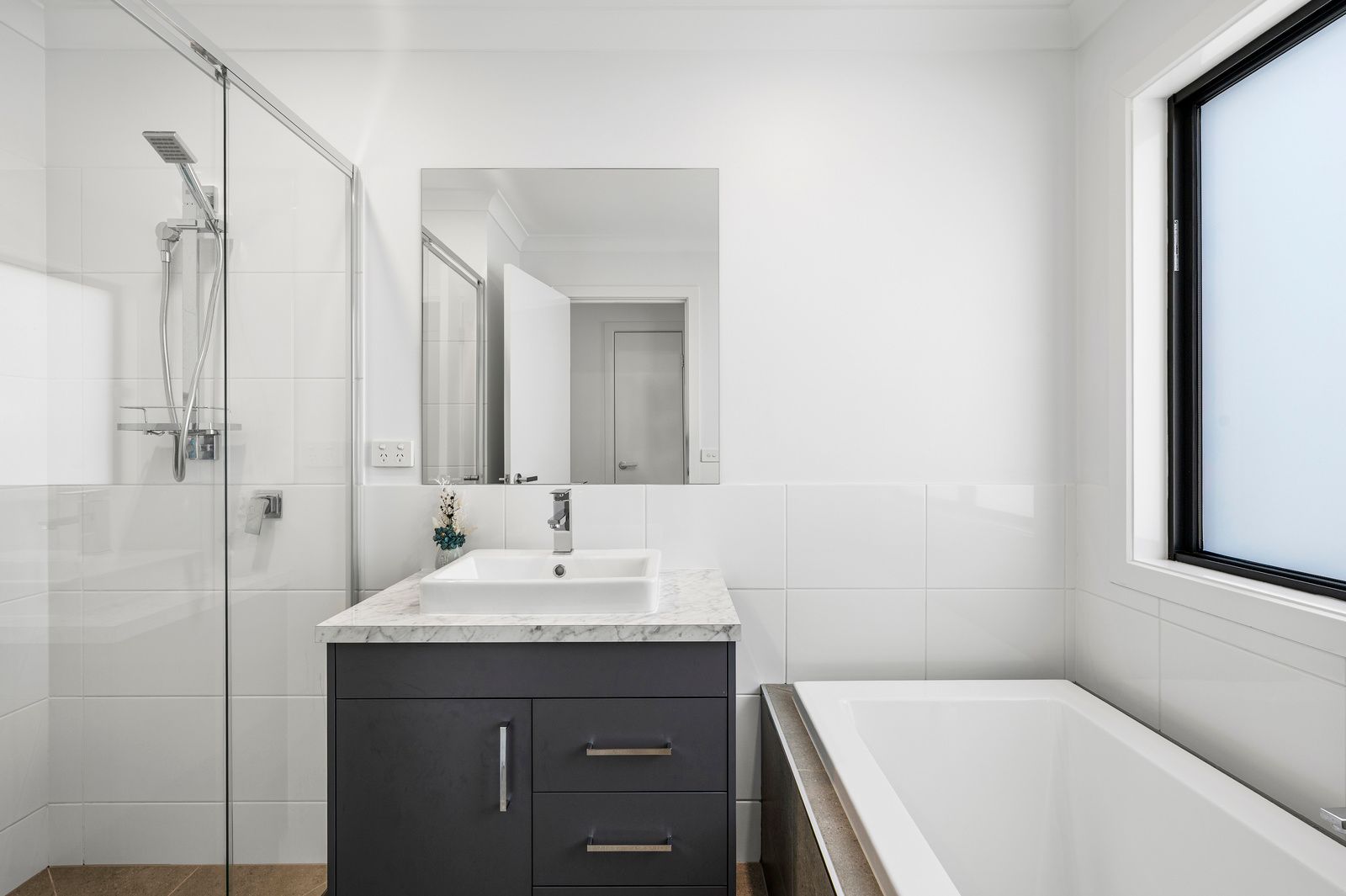 3-5 Lomandra Way — photo 13 of 16
