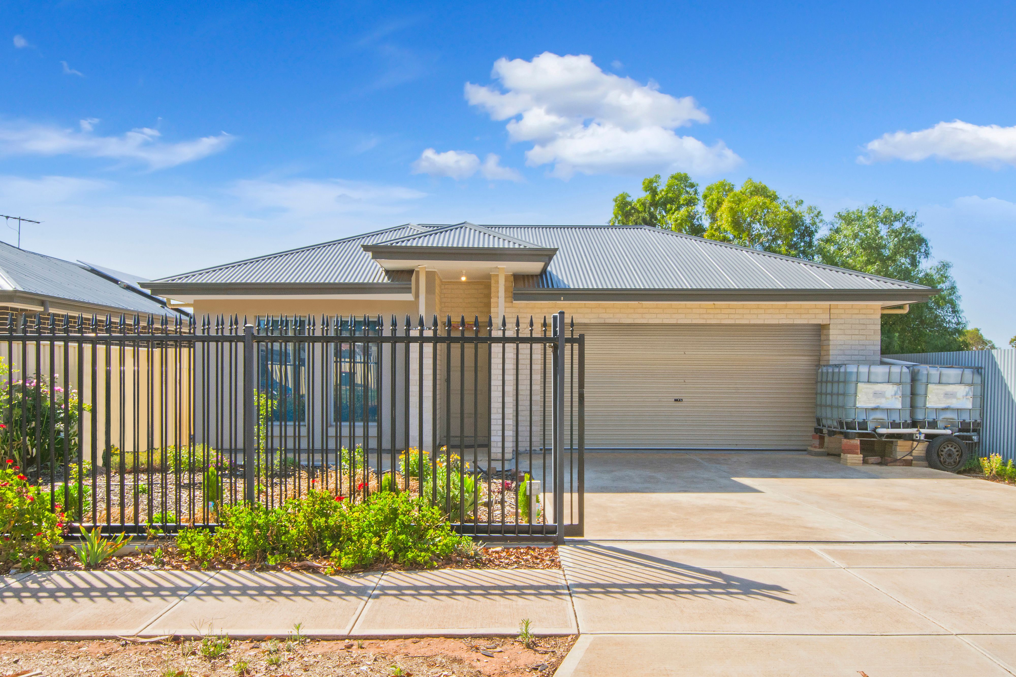 27 Carey Street, Elizabeth Park SA 5113